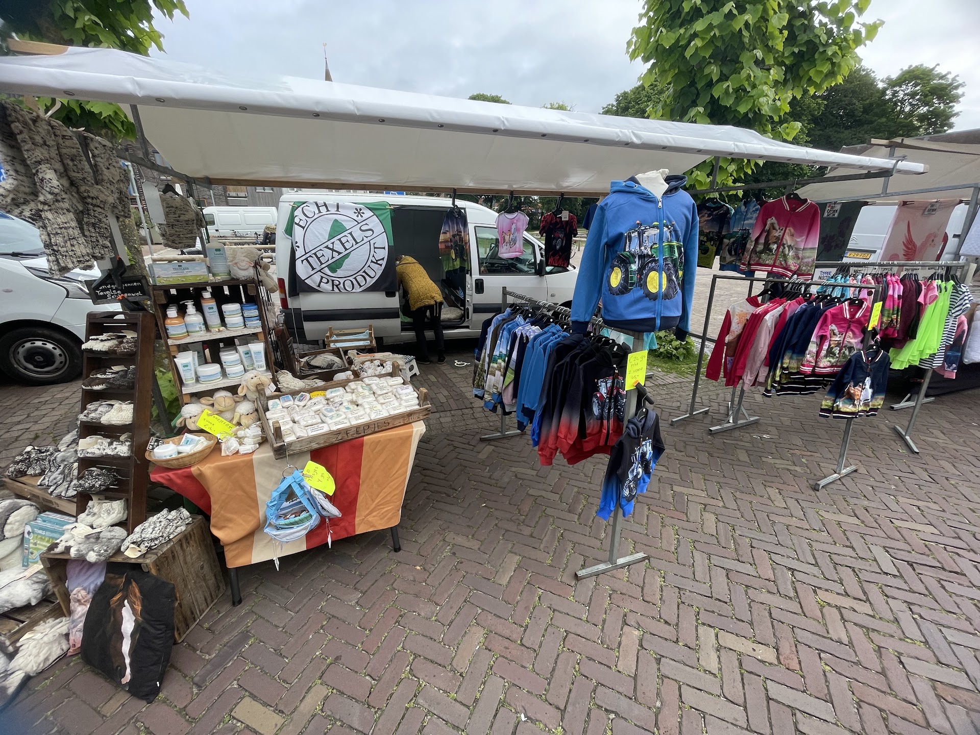 Wochenmarkt Den Burg