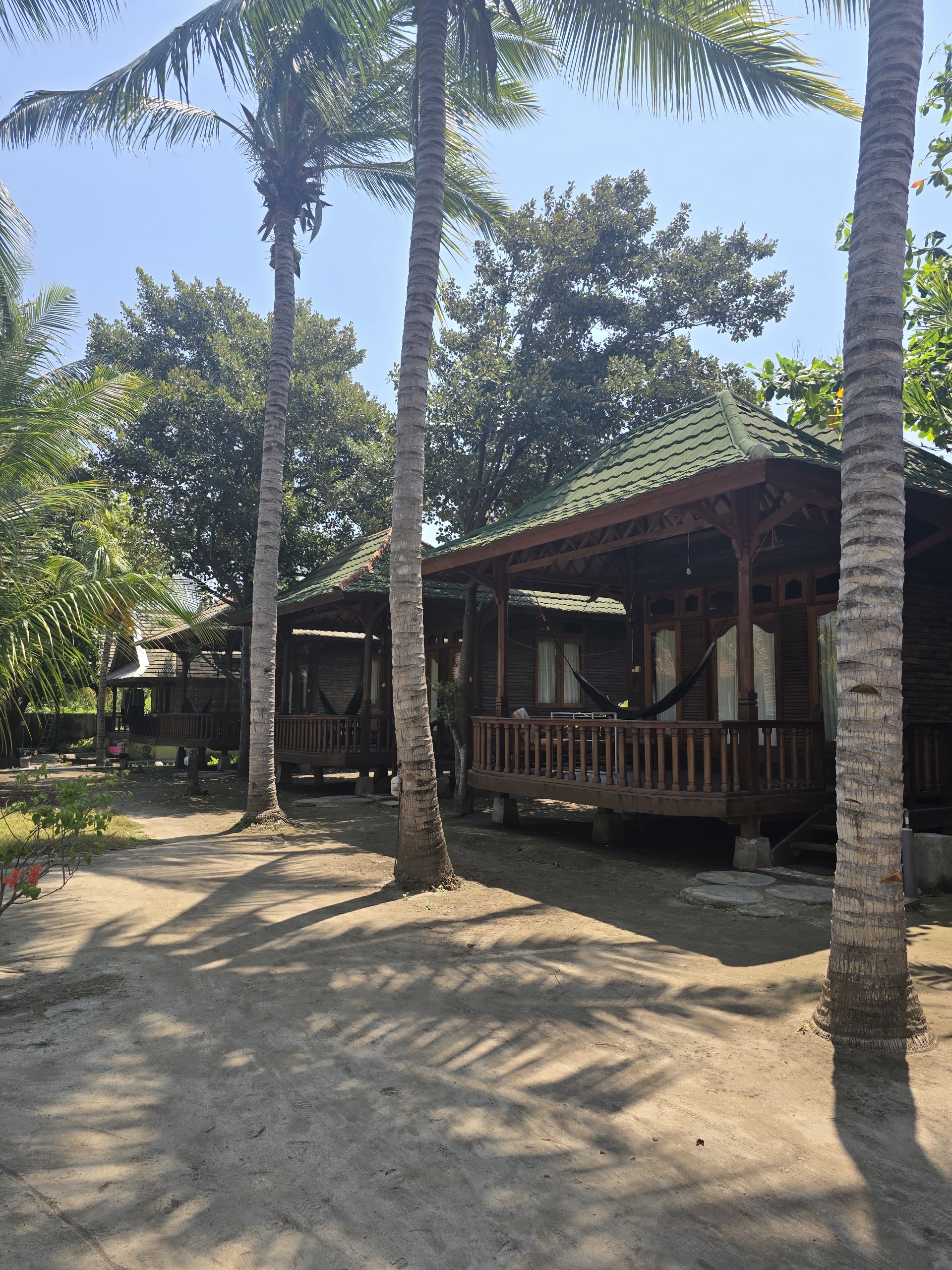Bronze Bungalows