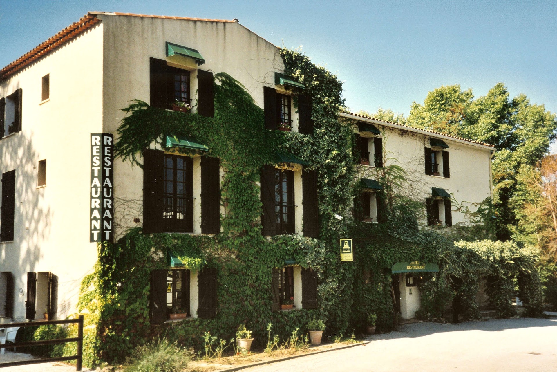 Hotel Restaurant Les Esparrus