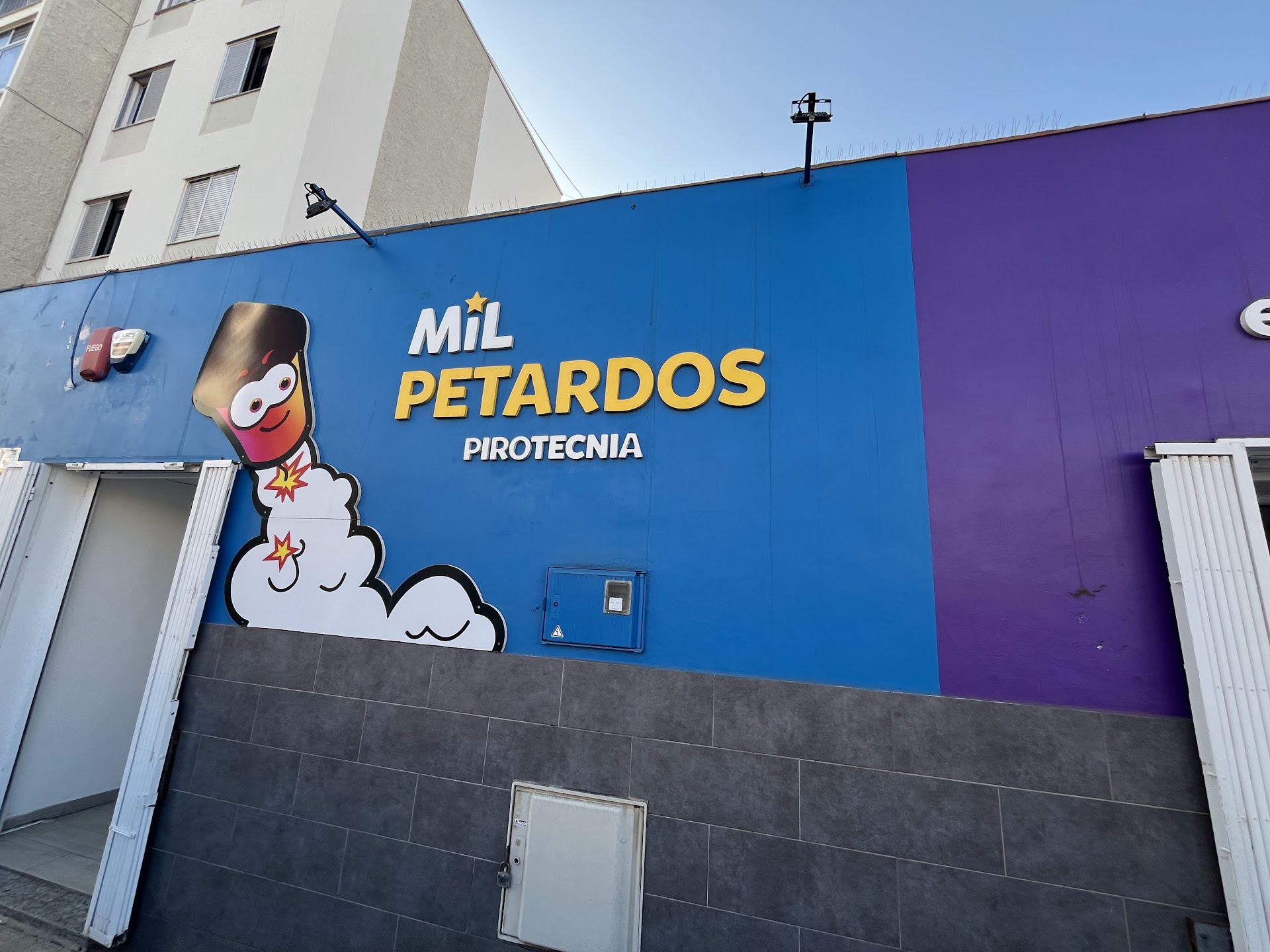 Mil Petardos | Tienda de pirotecnia en La Laguna