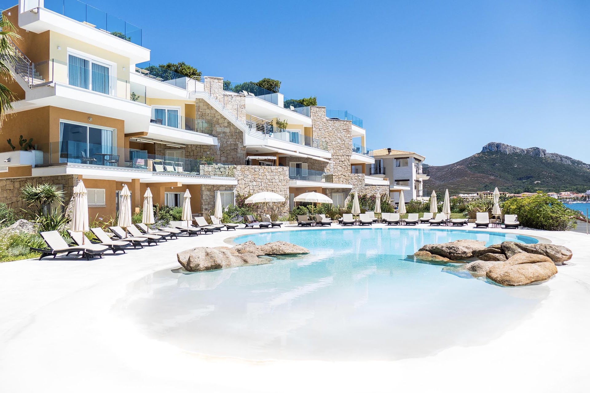 Gabbiano Azzurro Hotel & Suites