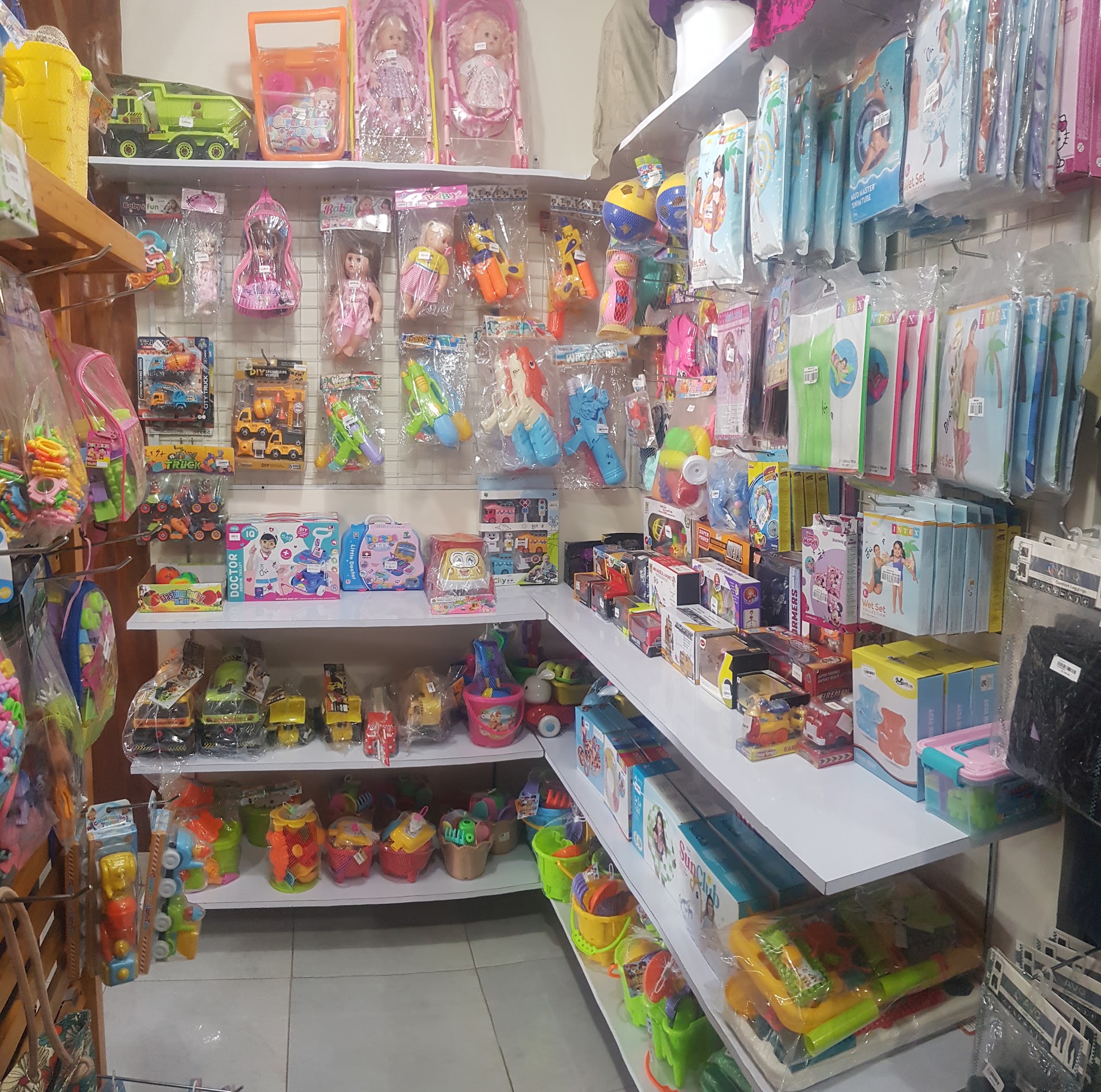 BALENTA DIVE SHOP