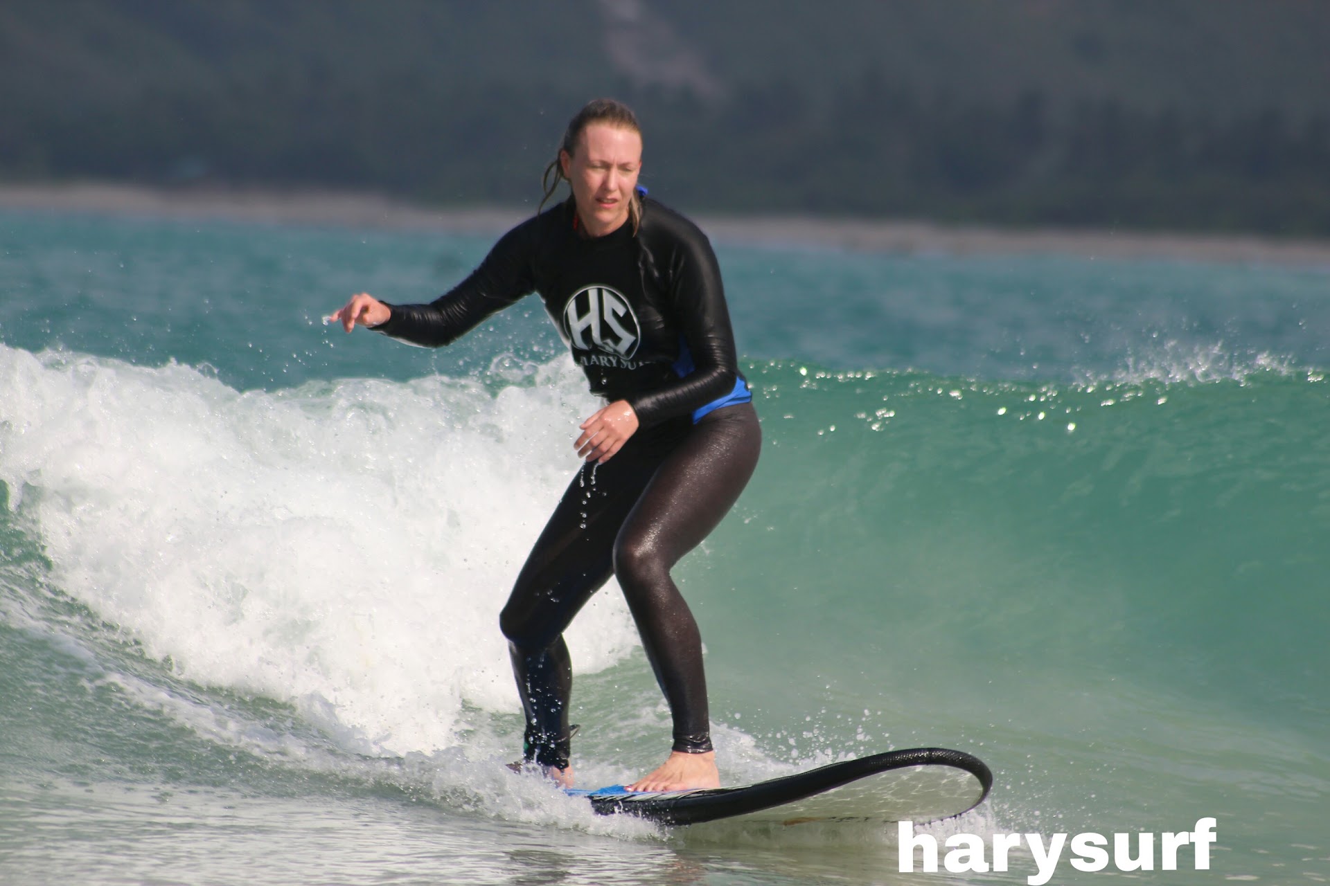 Hary Surf School