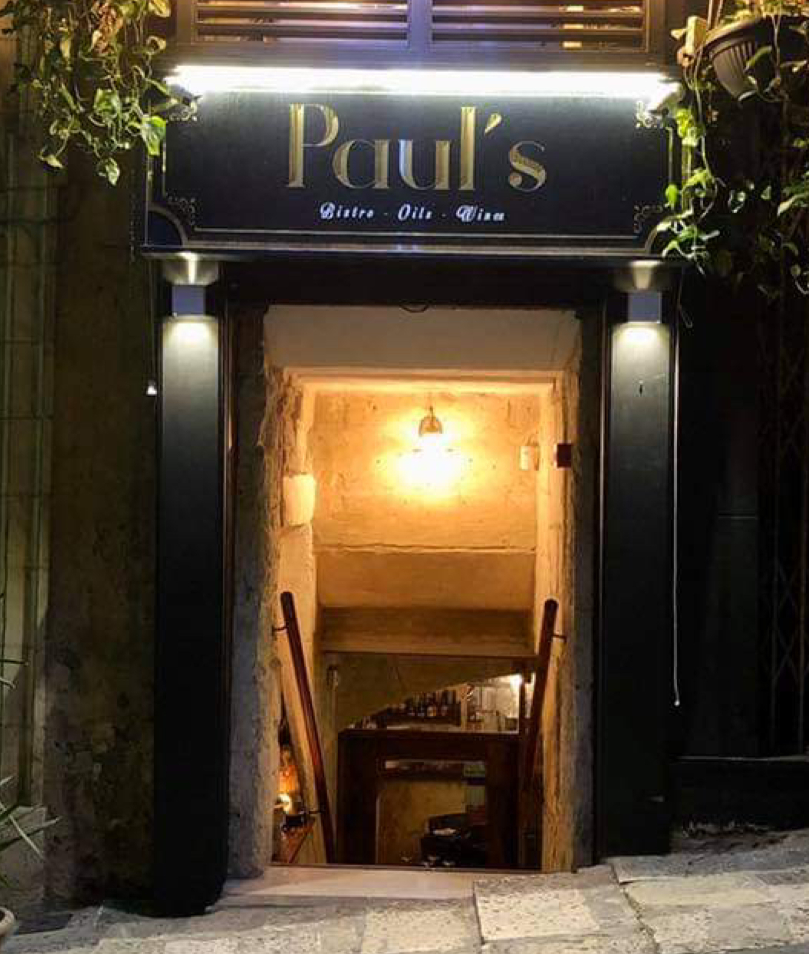 Paul's Bistro