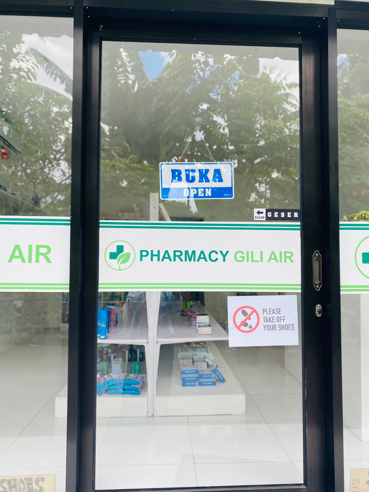 Pharmacies in gili air