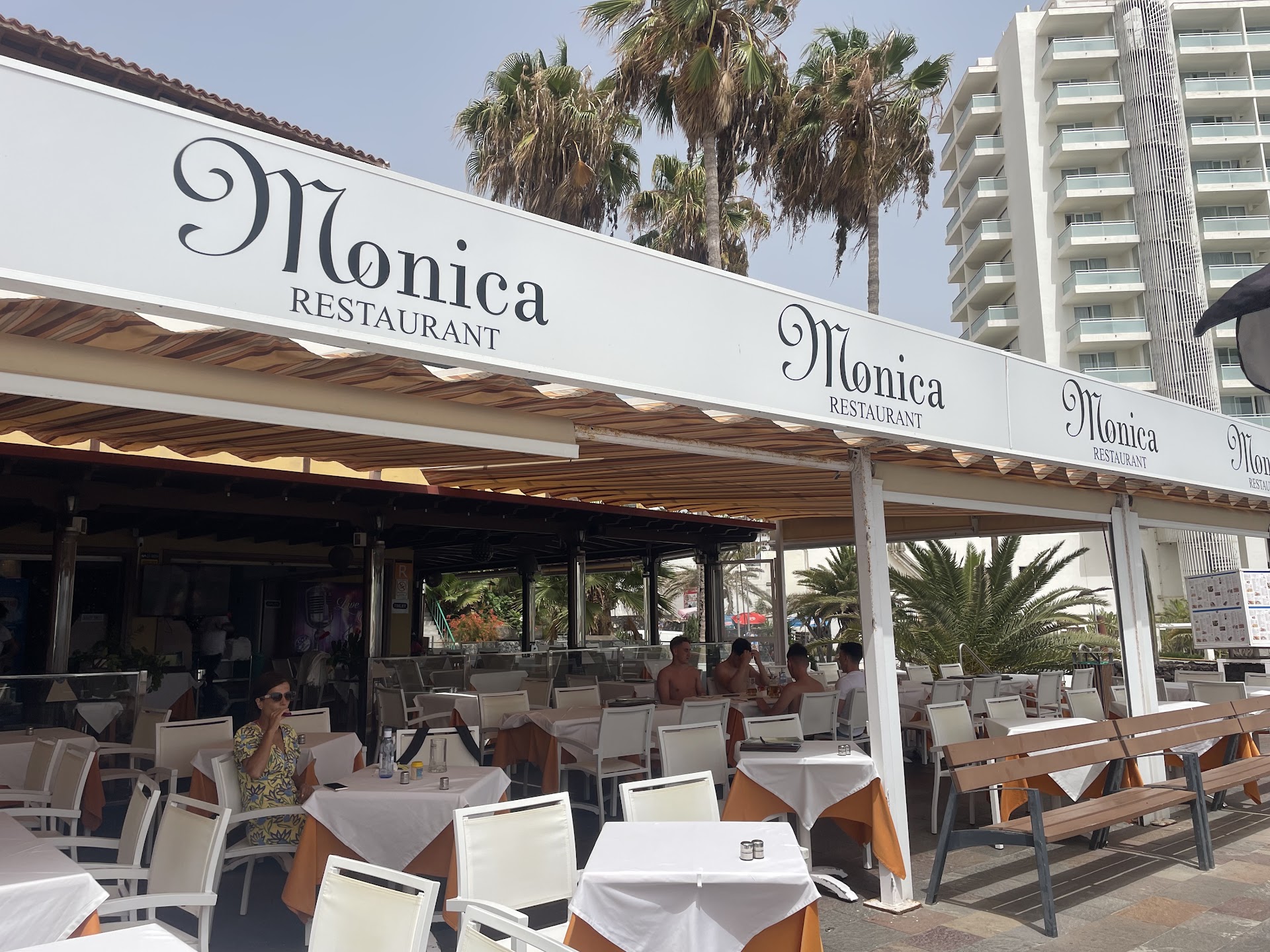 Restaurant Monica