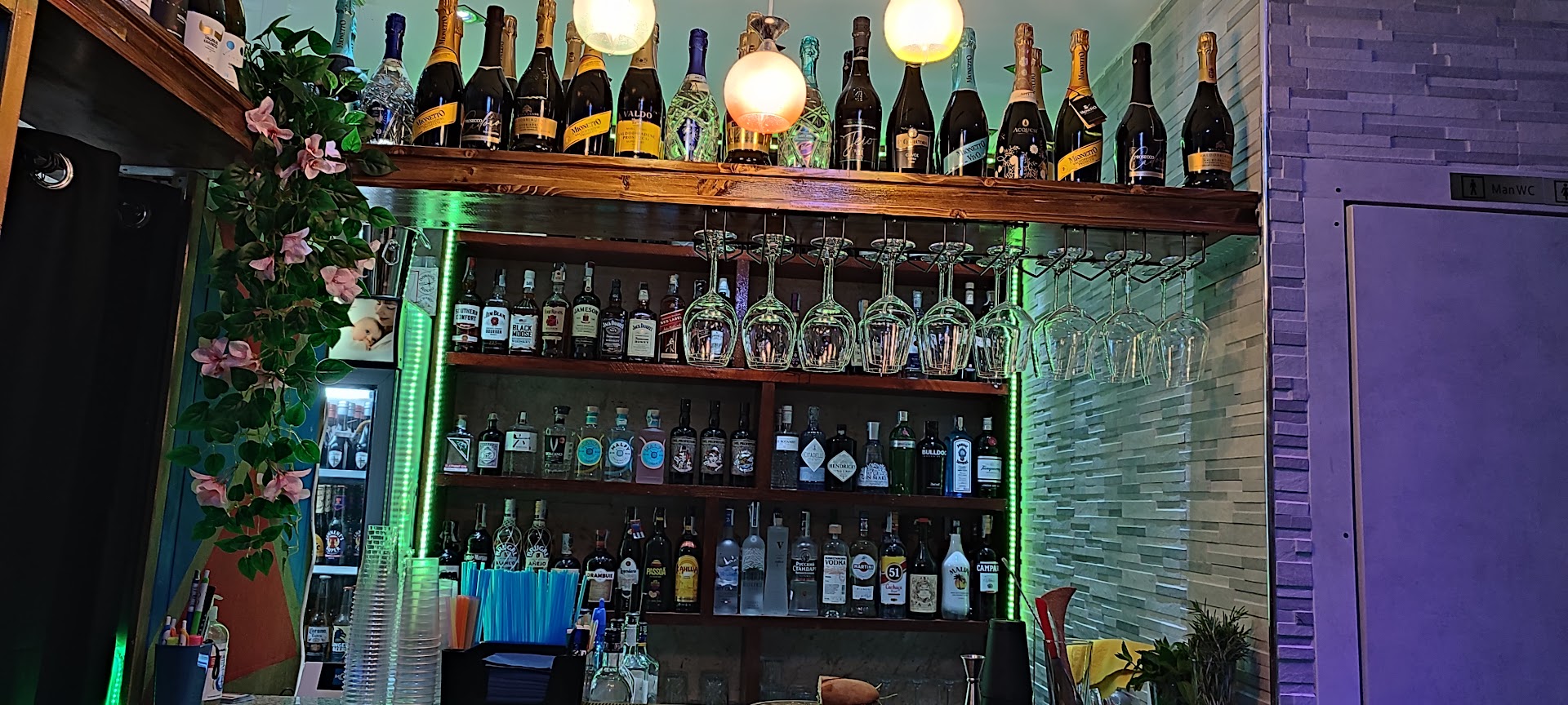 Happy hour