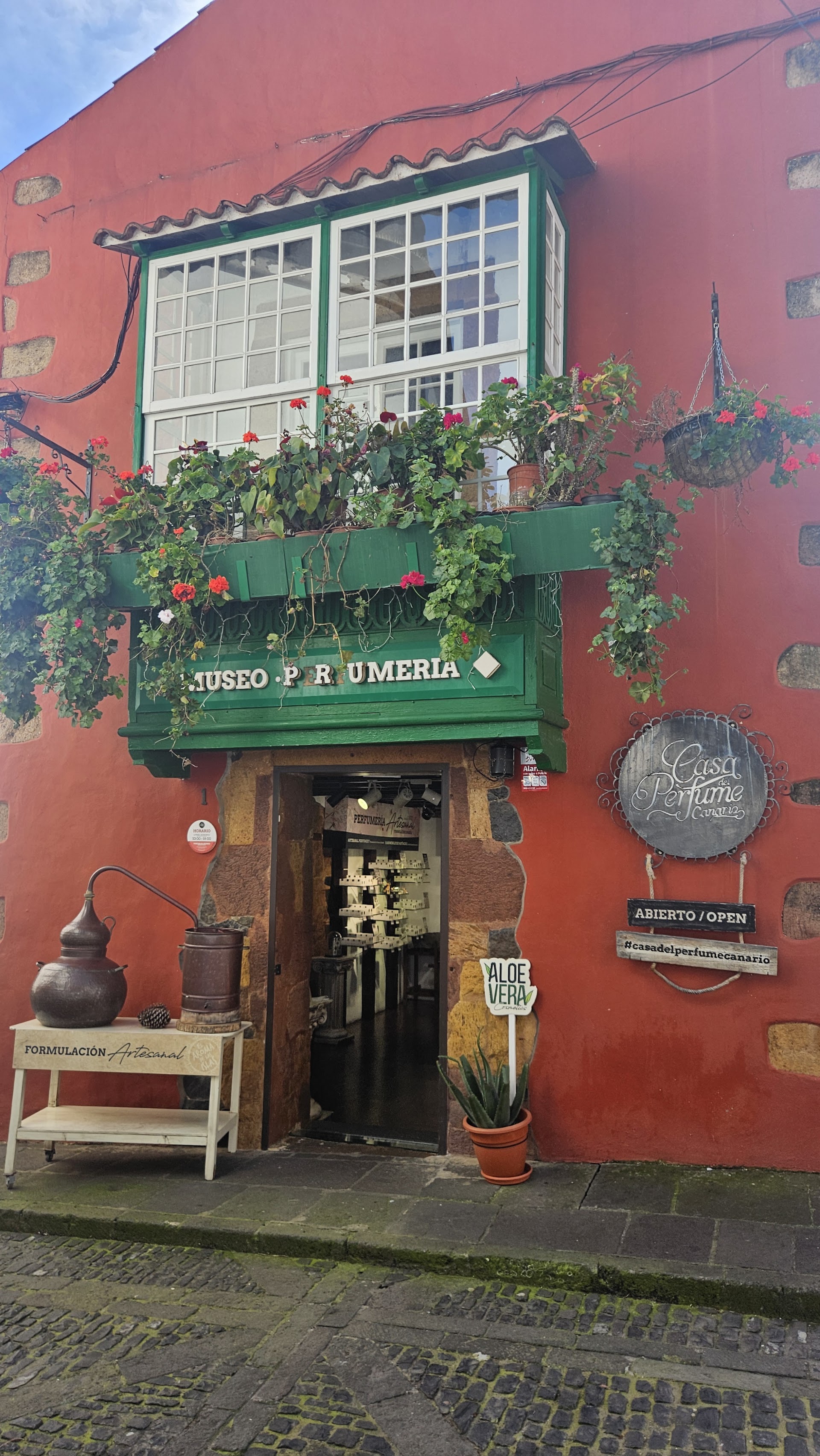 Tienda de instrumentos musicales José Luis Guevara