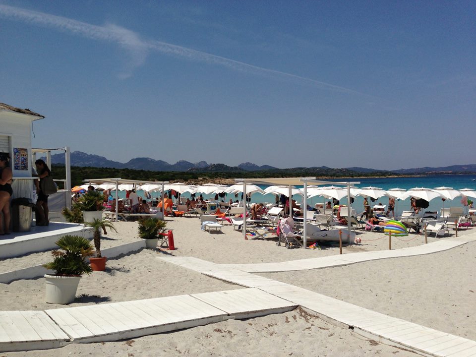 Cala Sabina Beach Club