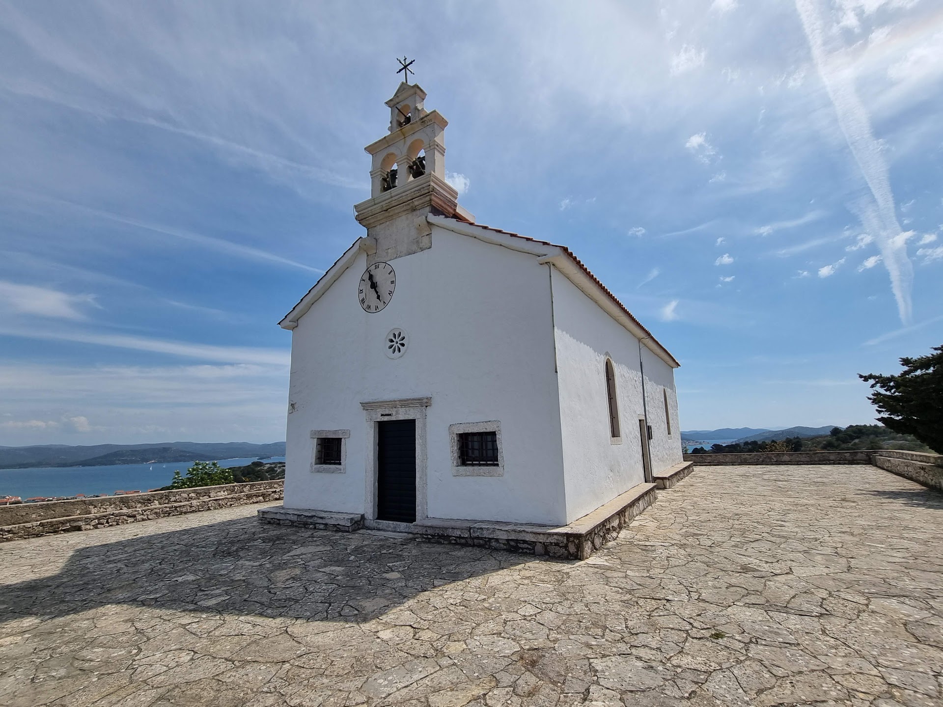 Churches in Murter Town
