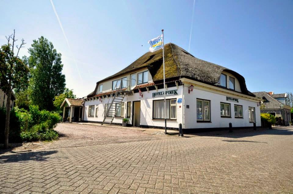 Hotel op Diek