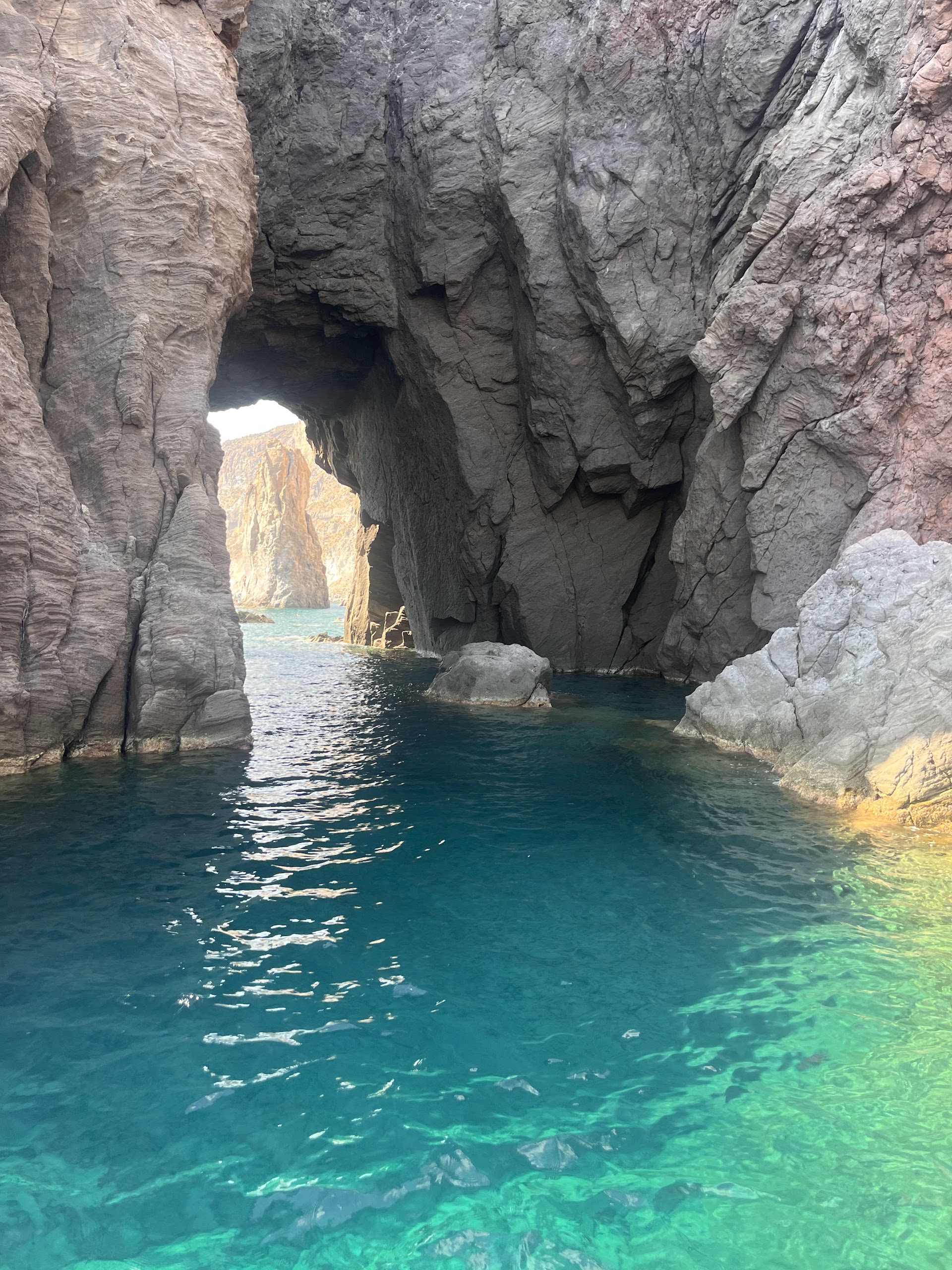 Da Massimo Dolcevita Group Lipari Escursioni alle Eolie Scalata al cratere di Stromboli
