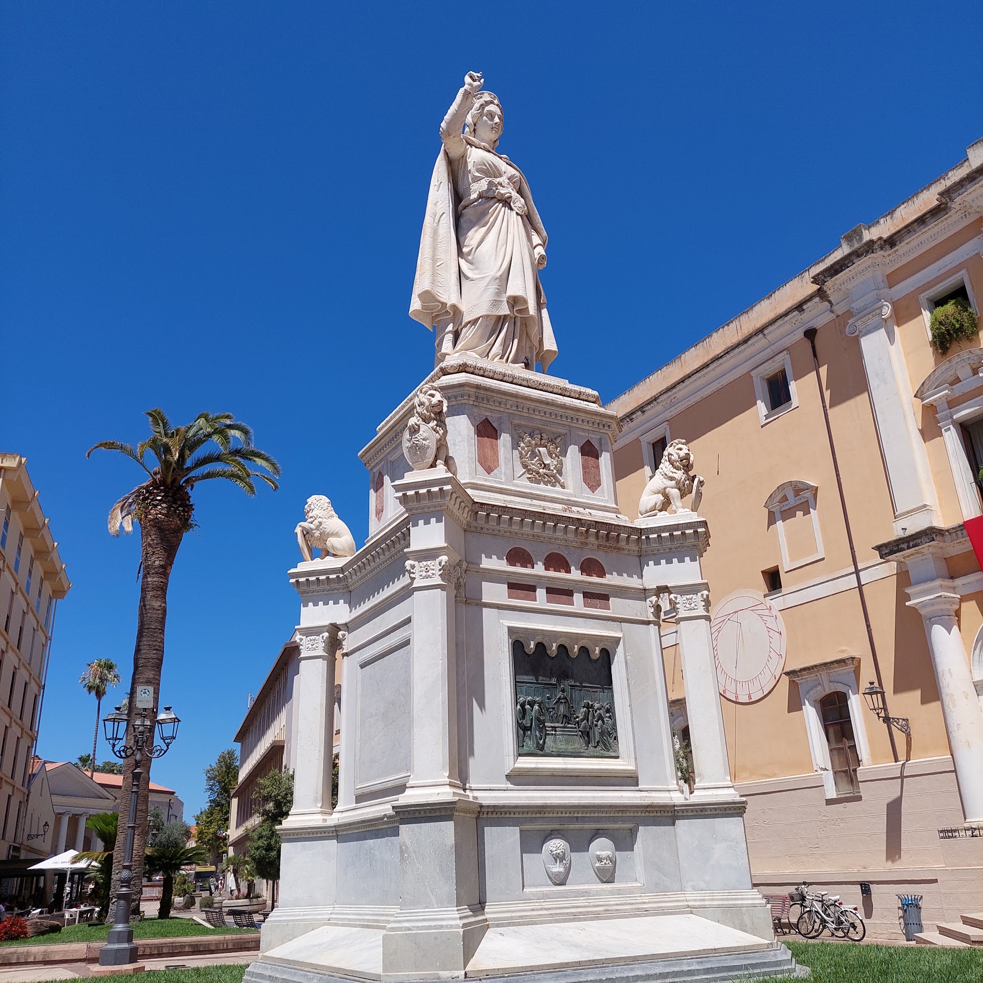 Plaza Eleonora de Arborea