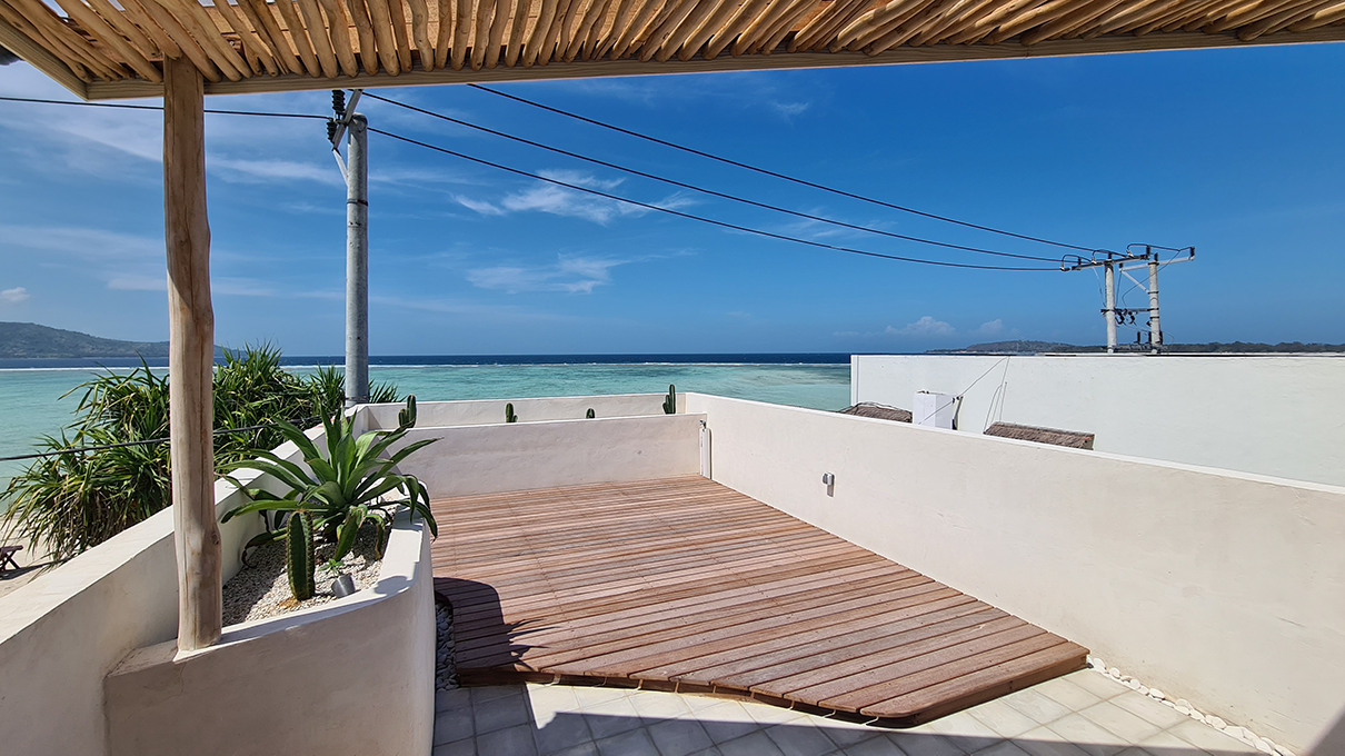 Shore Thing Beachfront Gili Air