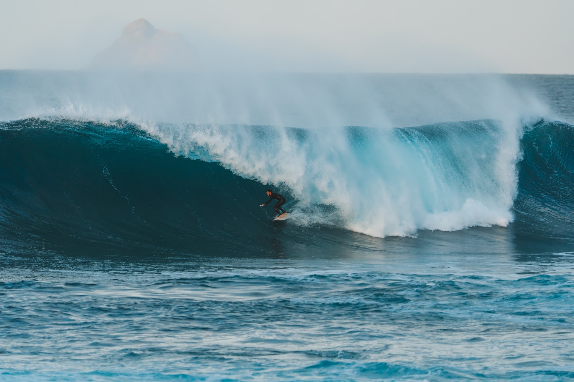 Momo Surf School & Camp Lanzarote