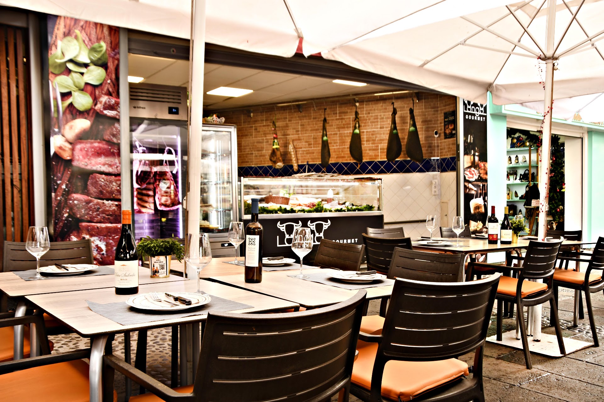 Longo Steak House