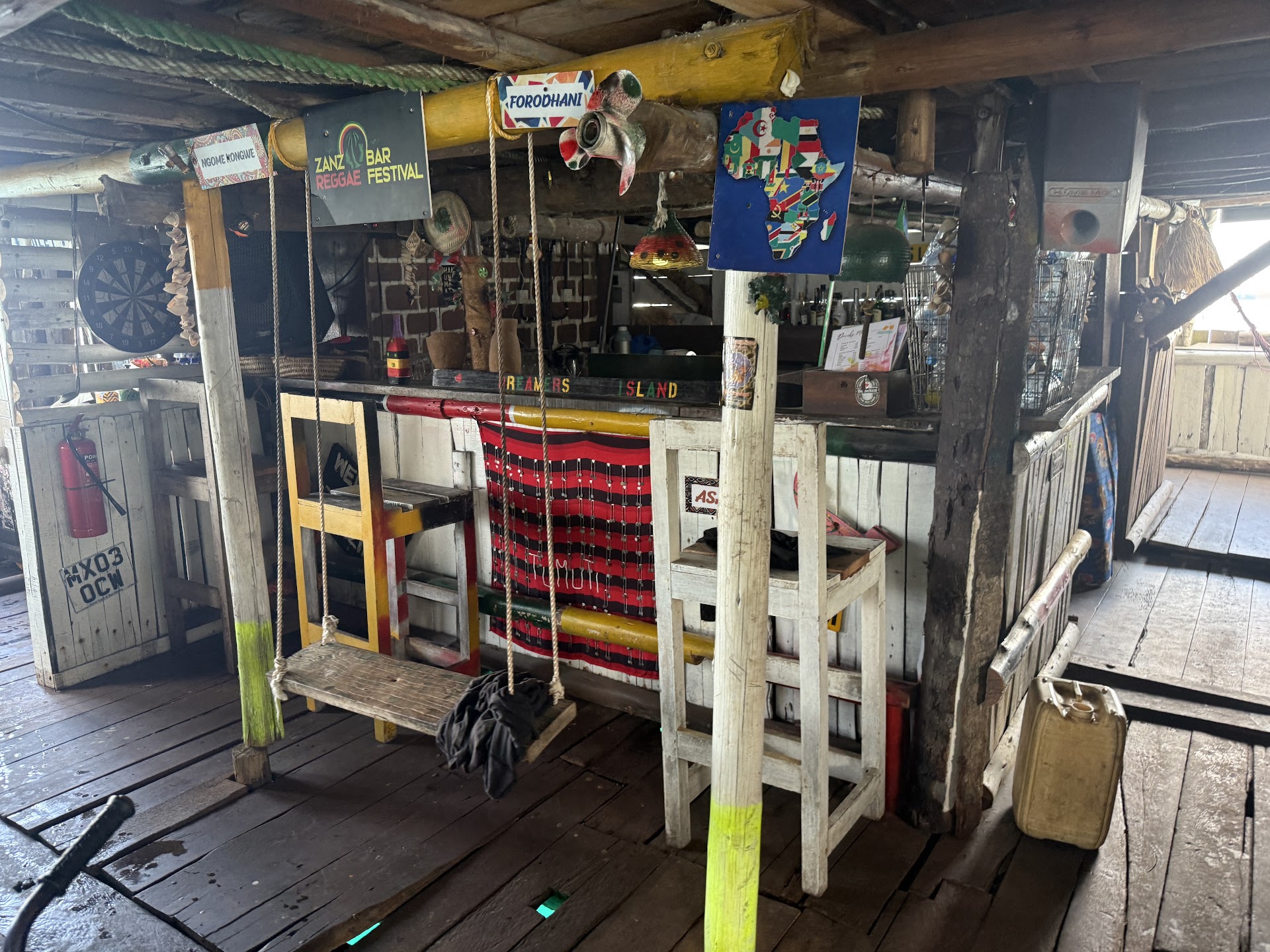 Floating Bar