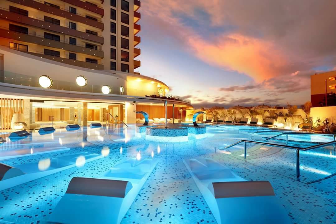 Marina Palace Paraiso