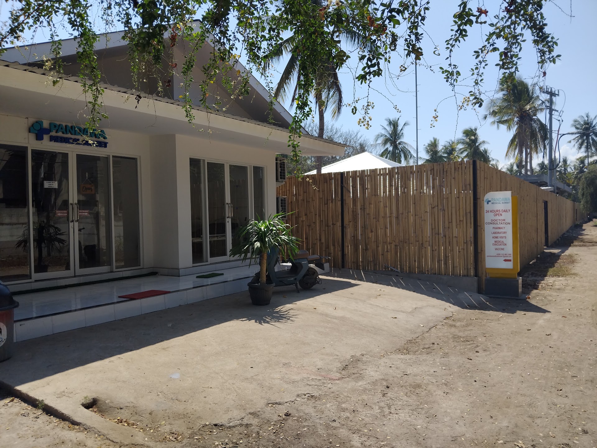 PANDAWA MEDICAL SUNSET | Medical Center | Pharmacy