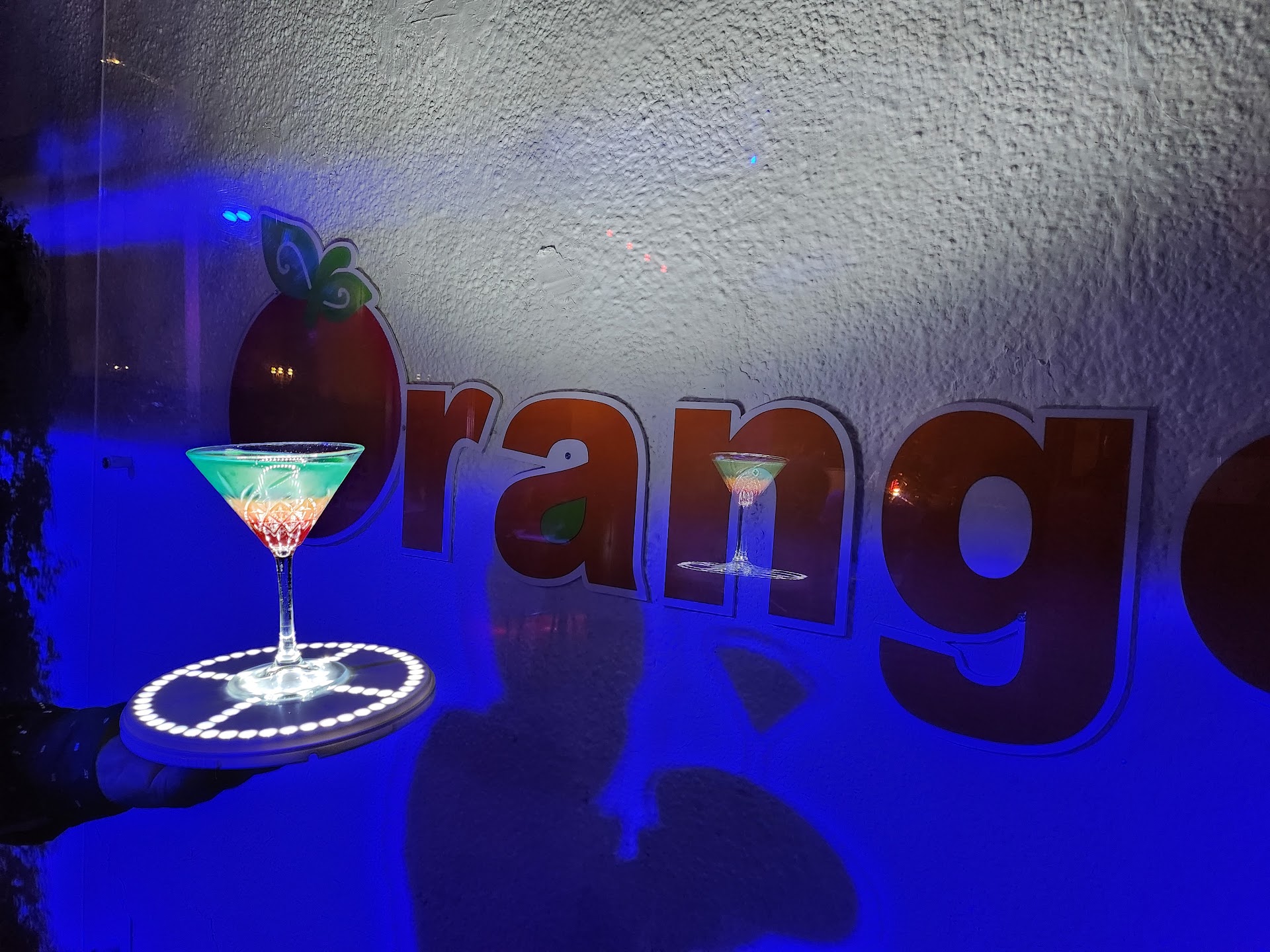 Orange lounge bar & bistrot
