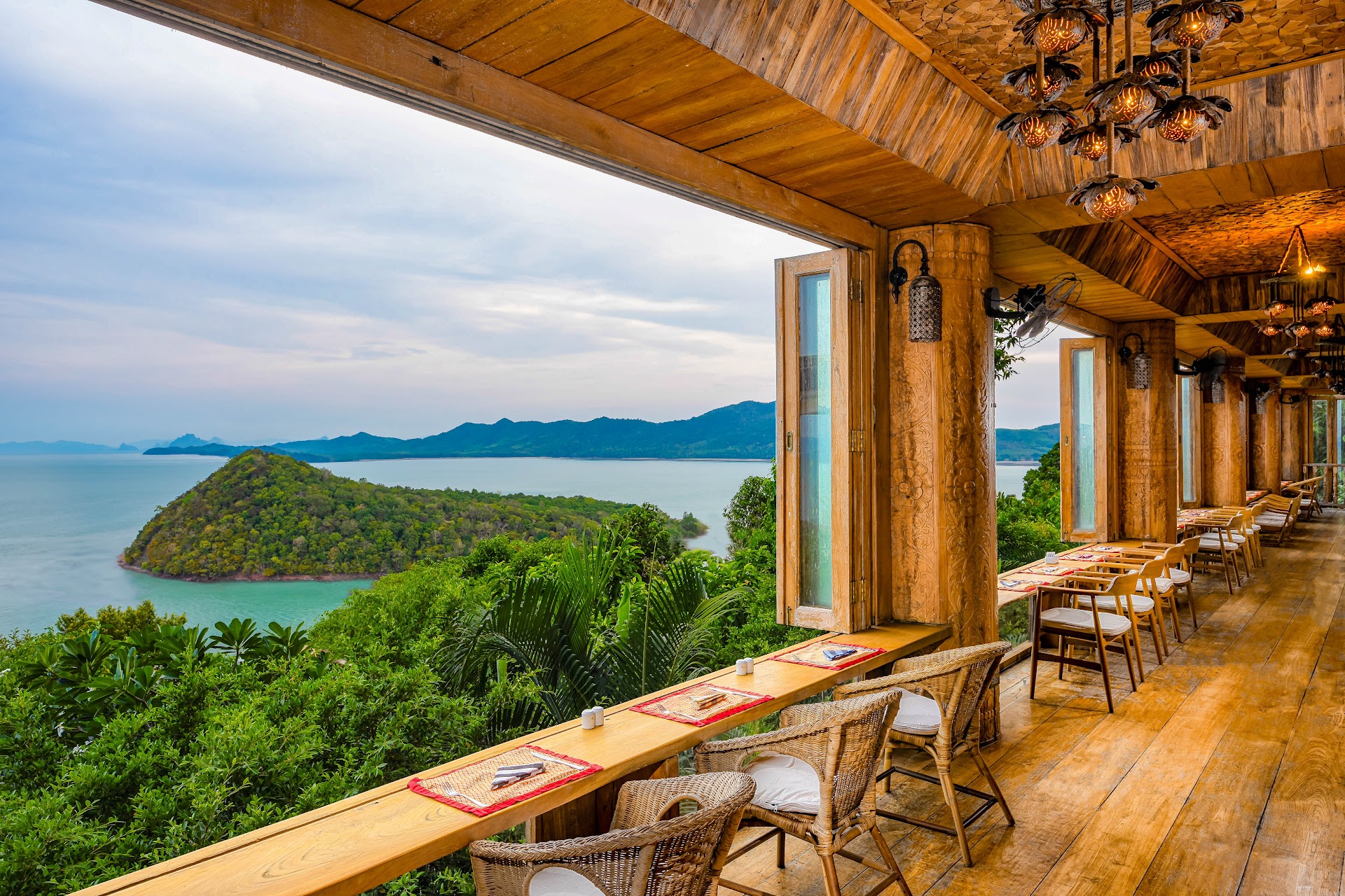 Restaurants & Dining in Koh Yao Yai Village