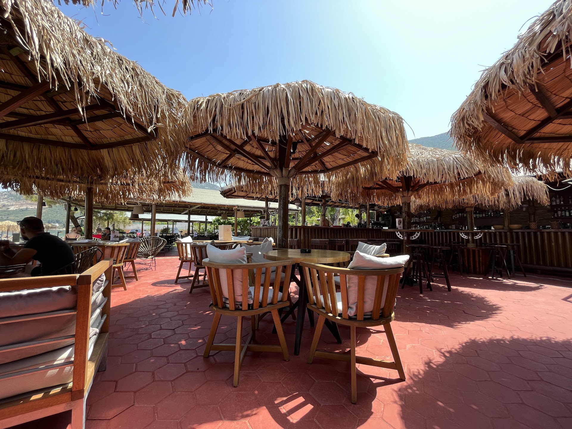 Camping Bekas Beach