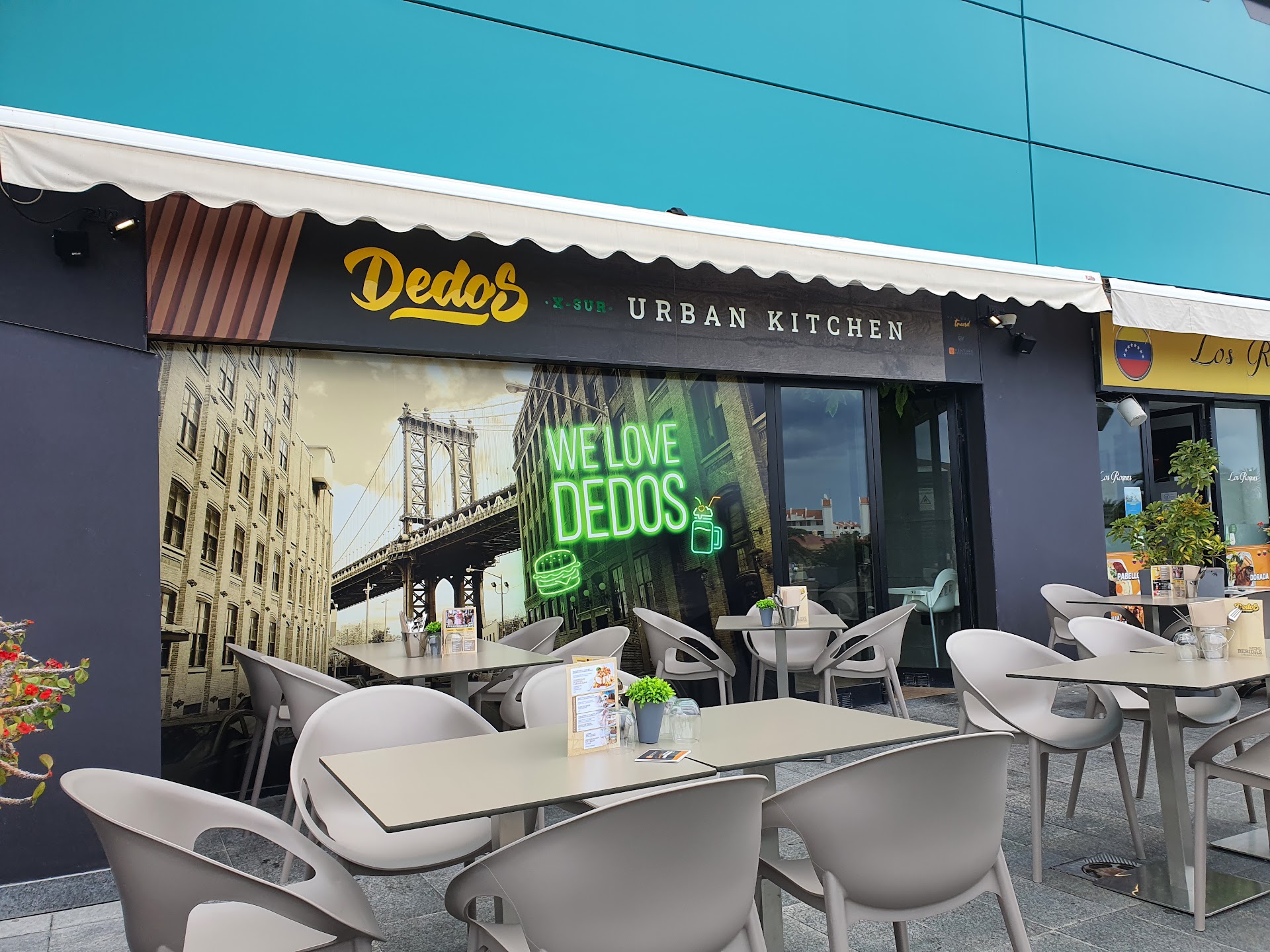 Dedos X-sur | Burgers & casual dining