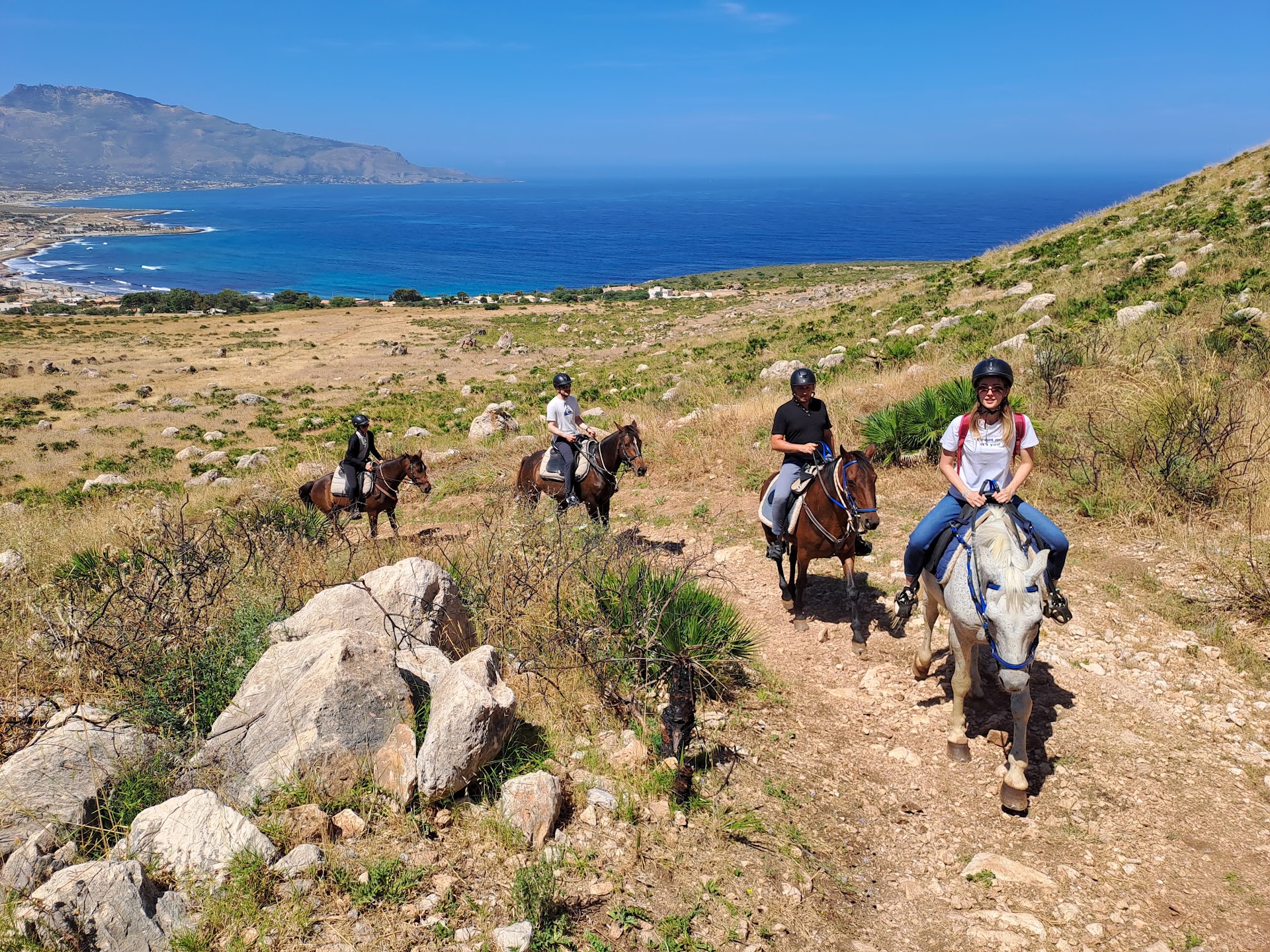 Cofano Trekking Horse Riding Sicily Occidental