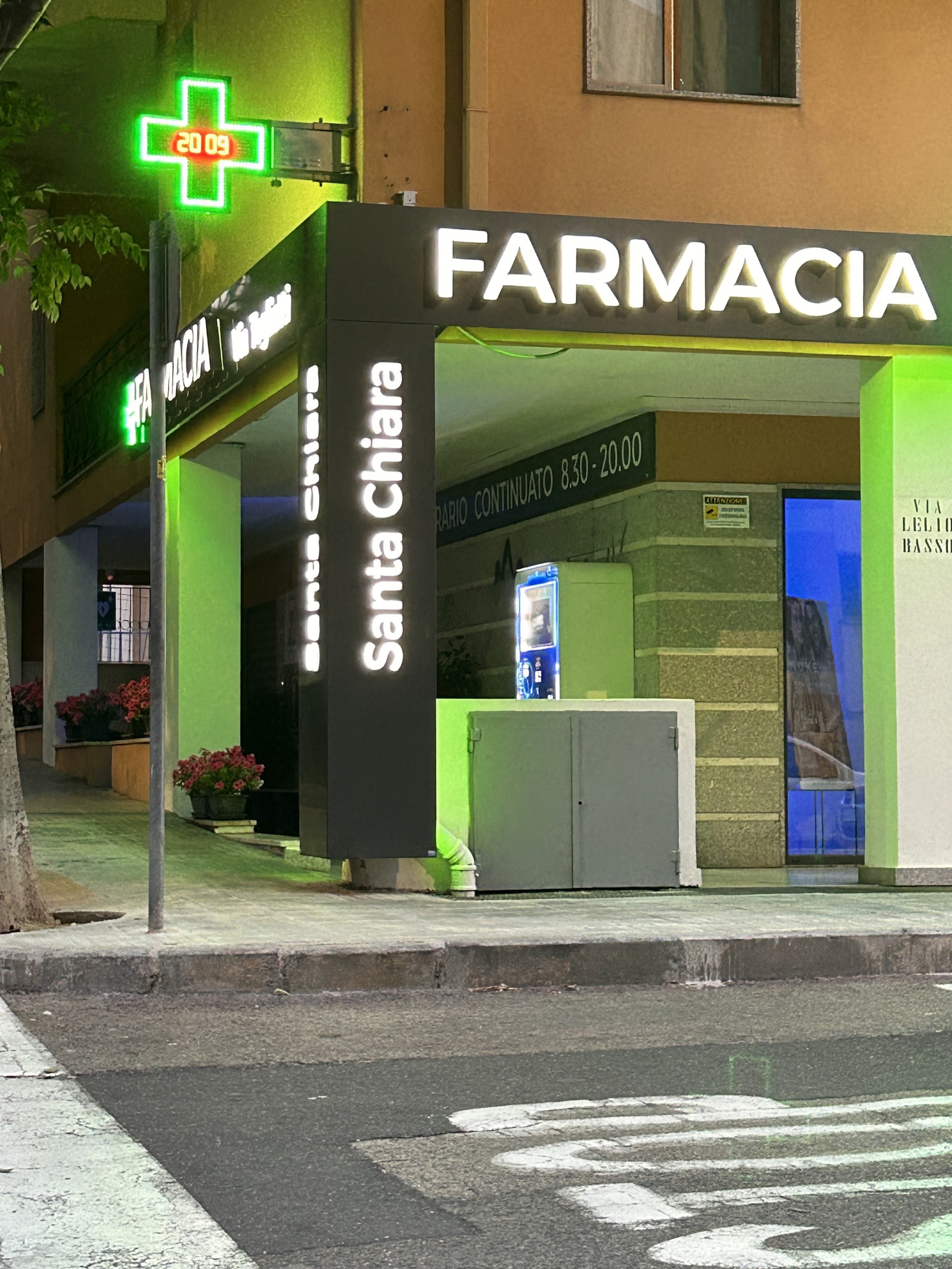 Farmacia Santa Chiara Della Dott.Ssa Maria Vittoria Dui