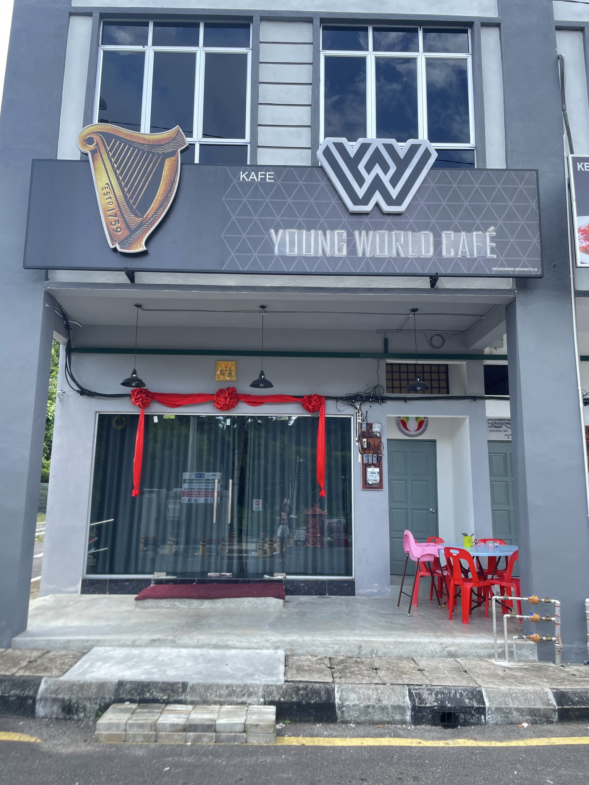 Nightclubs in Pasir Bogak