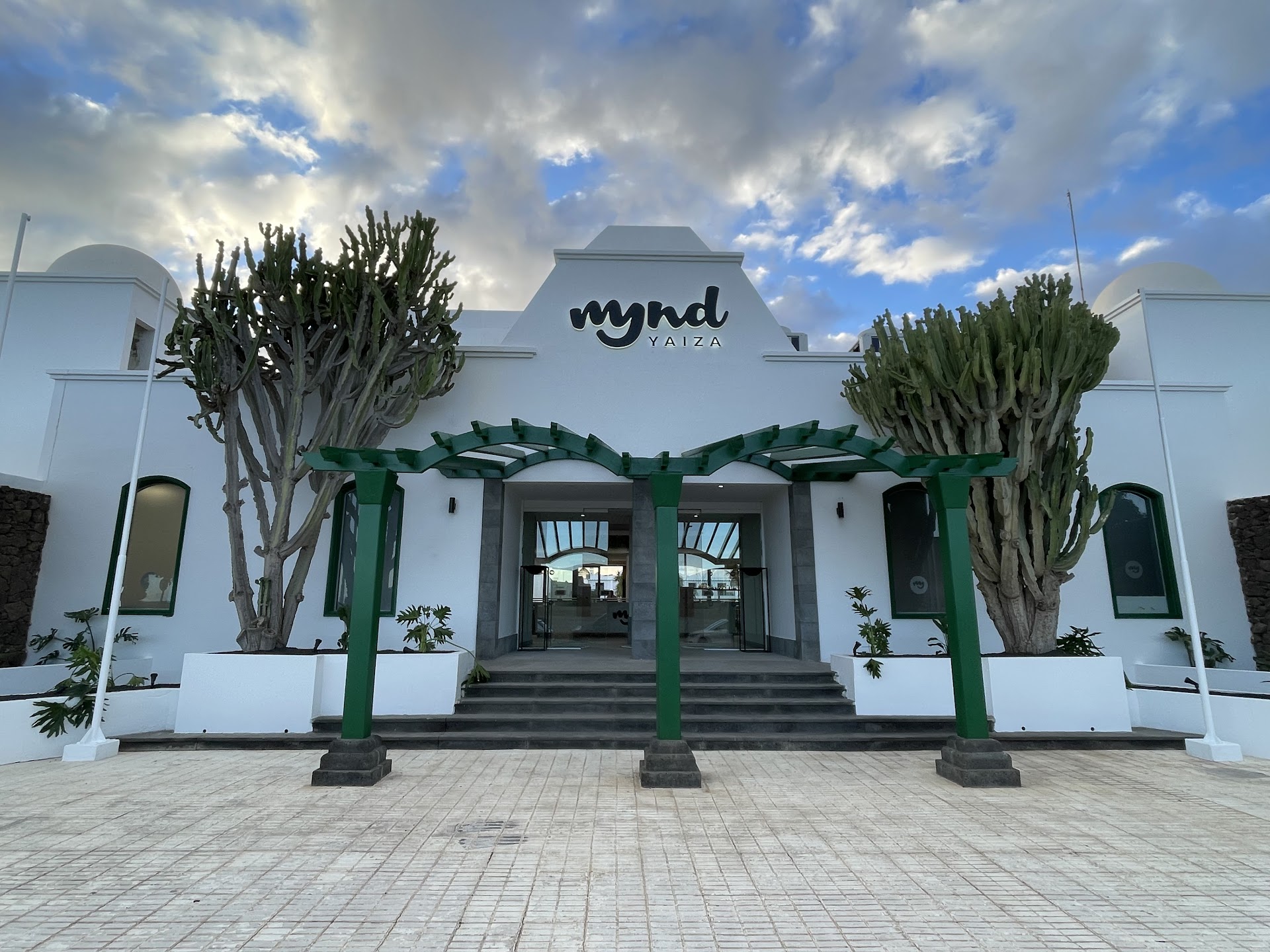 MYND Yaiza