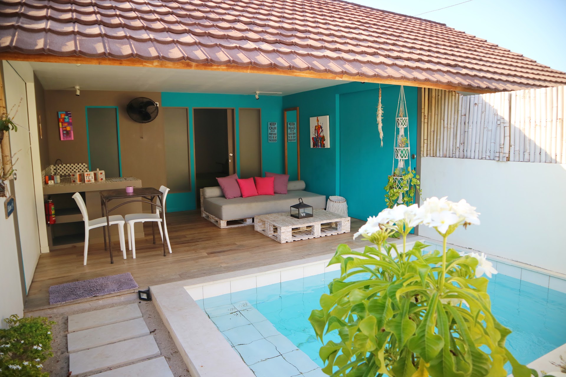 Meno Suites