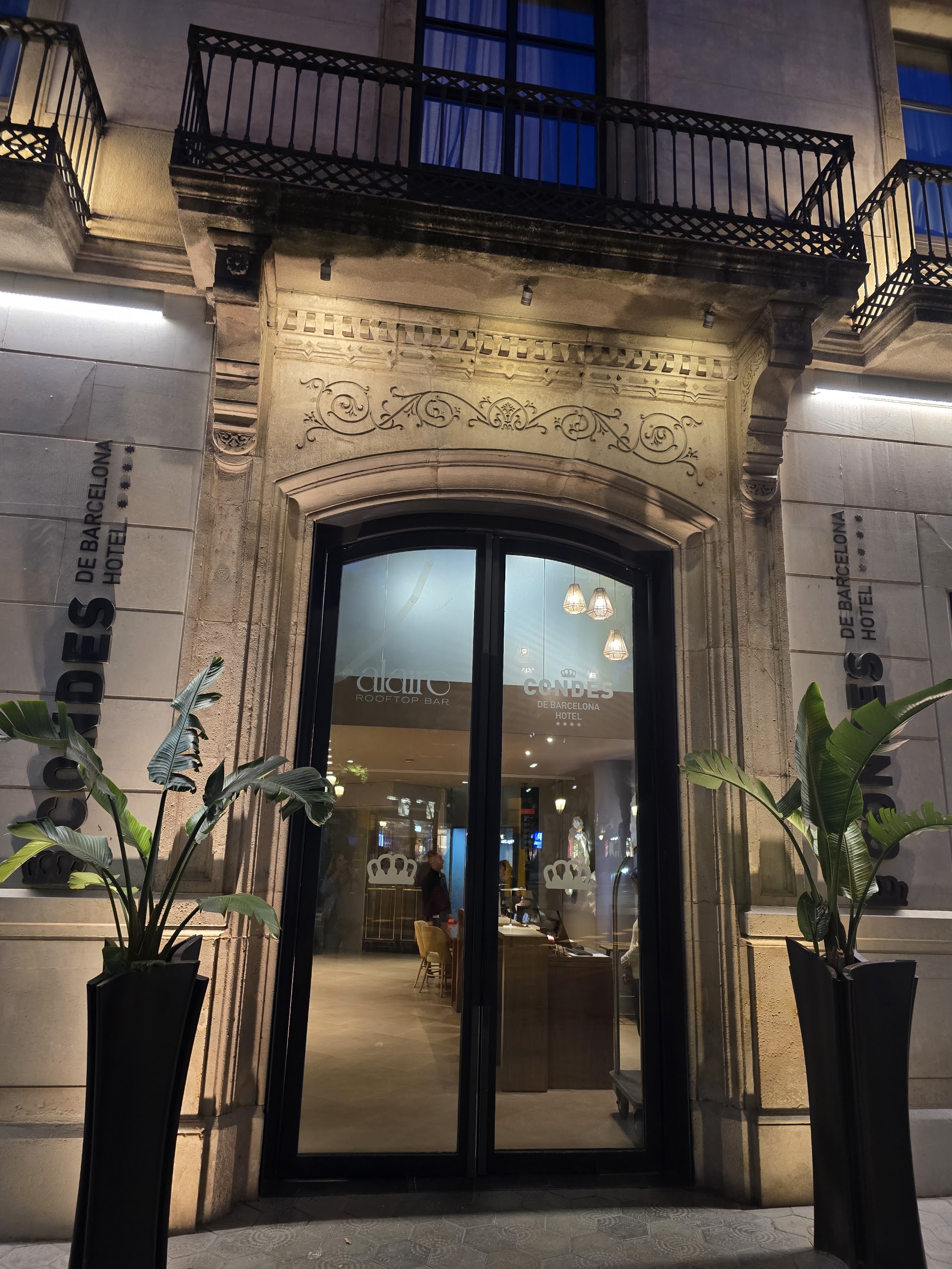 Alaire Rooftop Bar