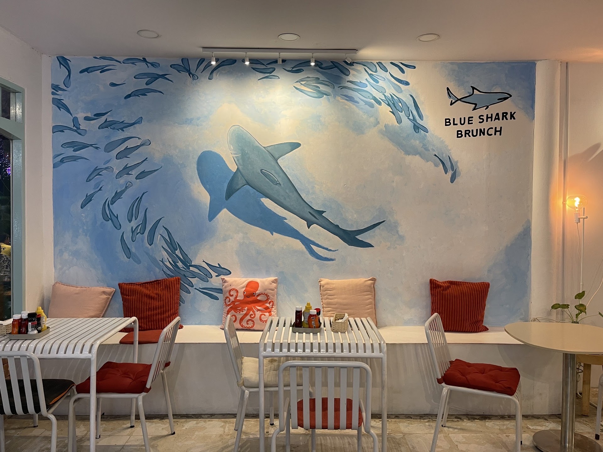 Restaurants & Dining in Sairee Beach