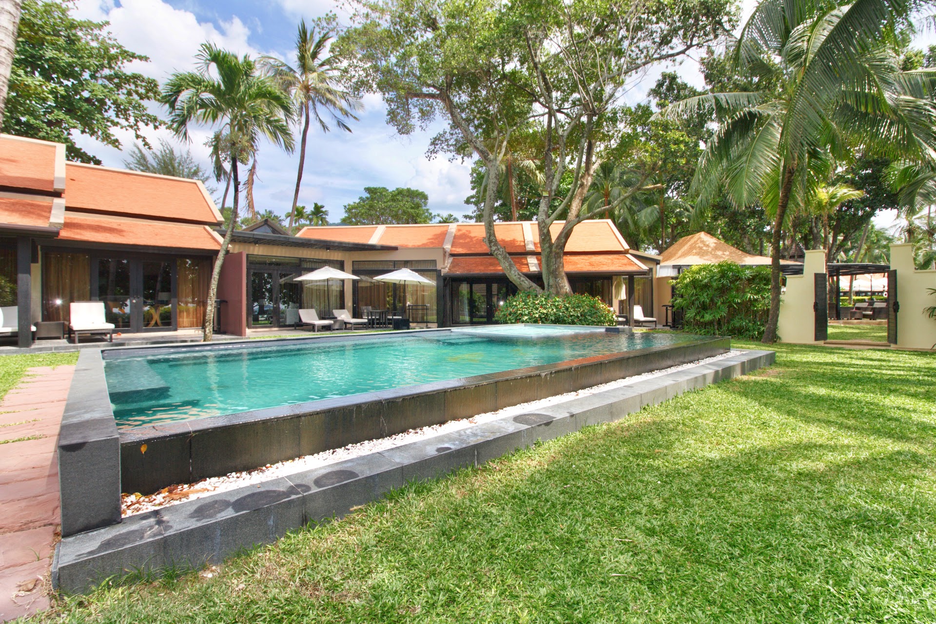 Impiana Resort Patong Phuket