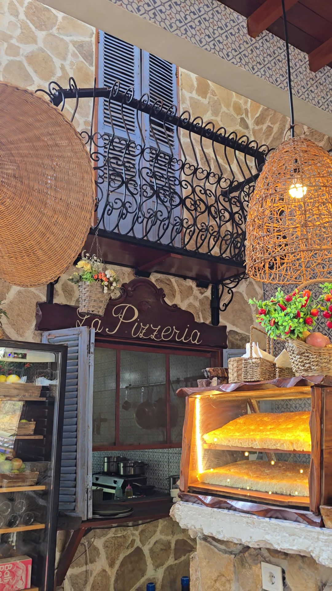 ITALY Pizza & Cucina