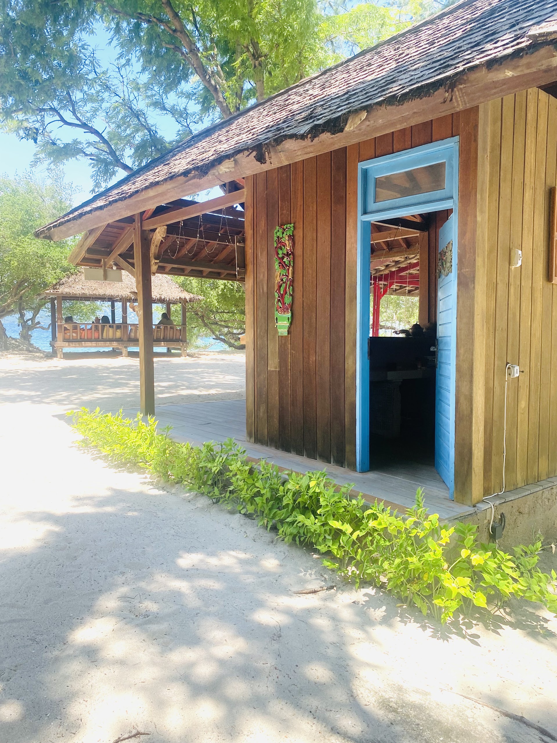 Biru Meno Bungalows