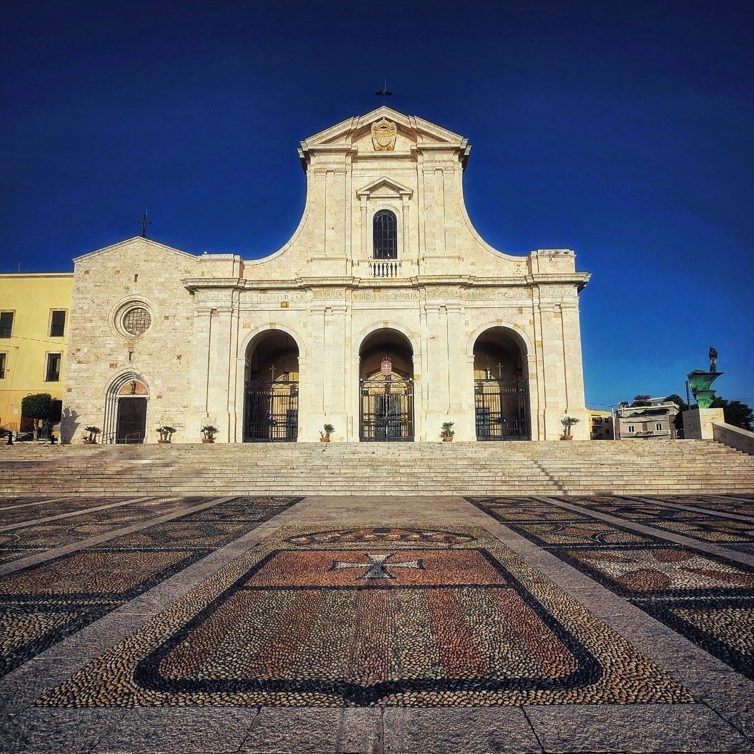 Santuario de Nuestra Señora de Bonaria