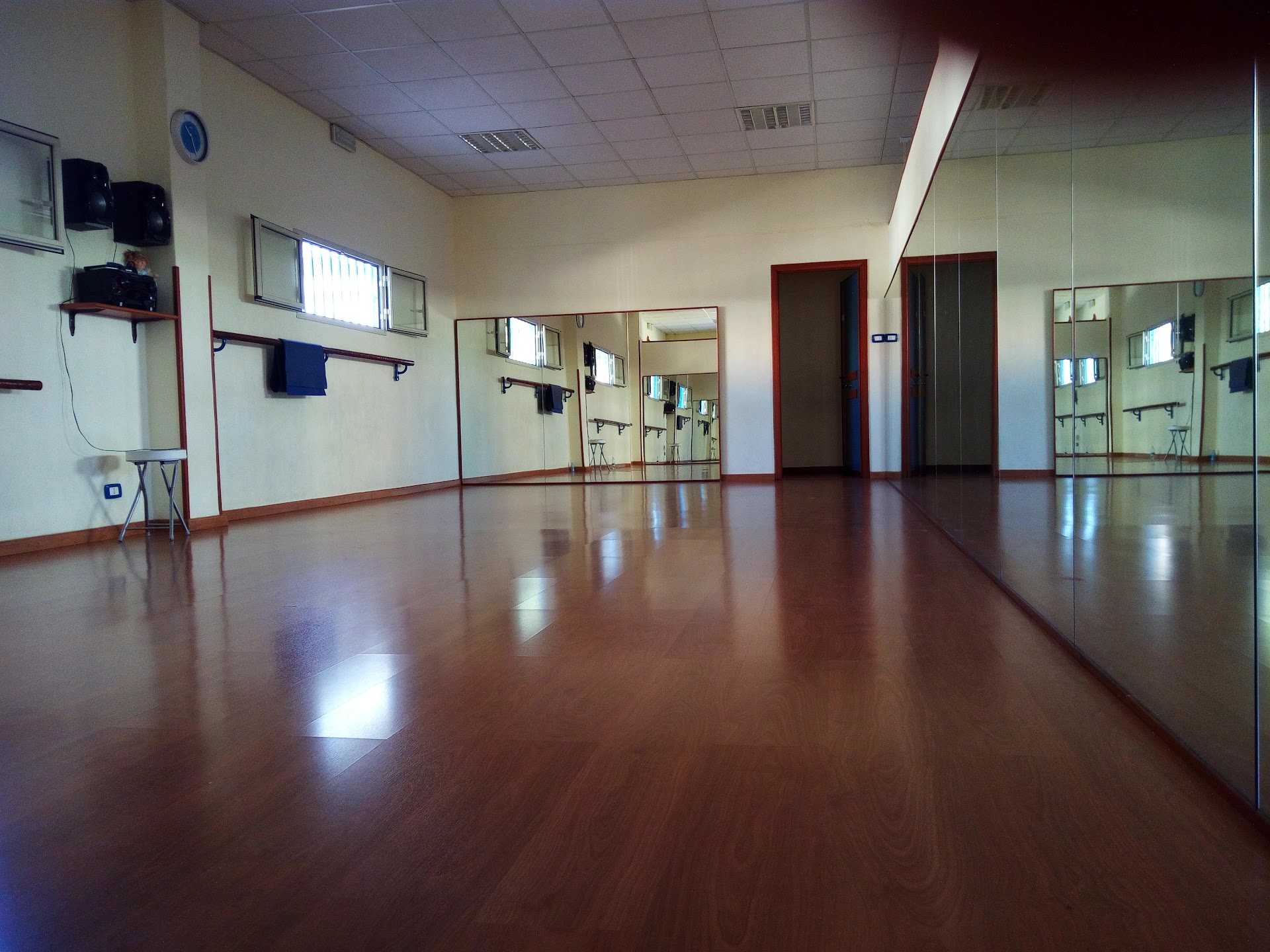 Piccola Accademia dei Talenti A.S.D.C ( Danza, Recitazione, Musica, Canto )