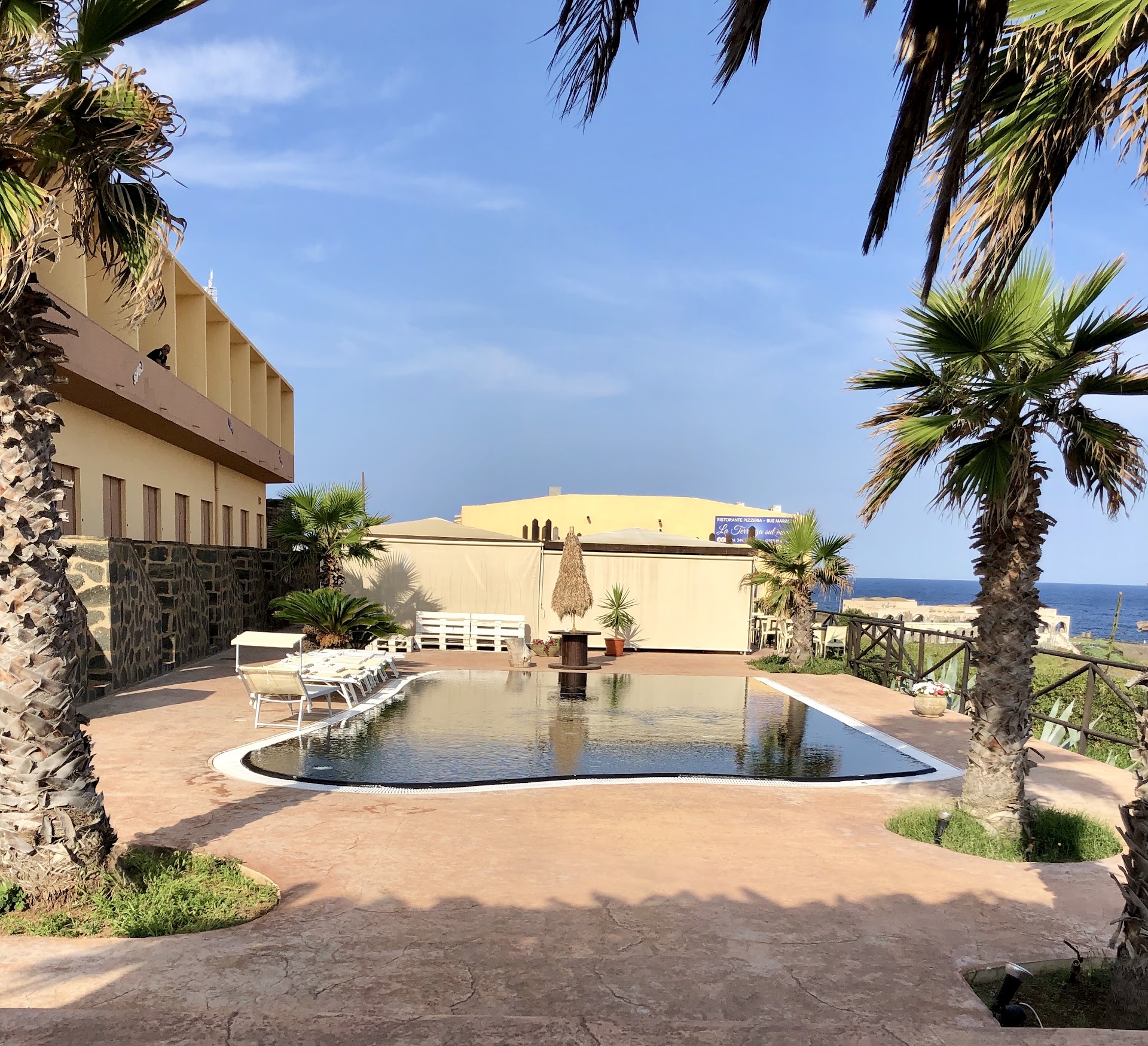 Hotel Bue Marino
