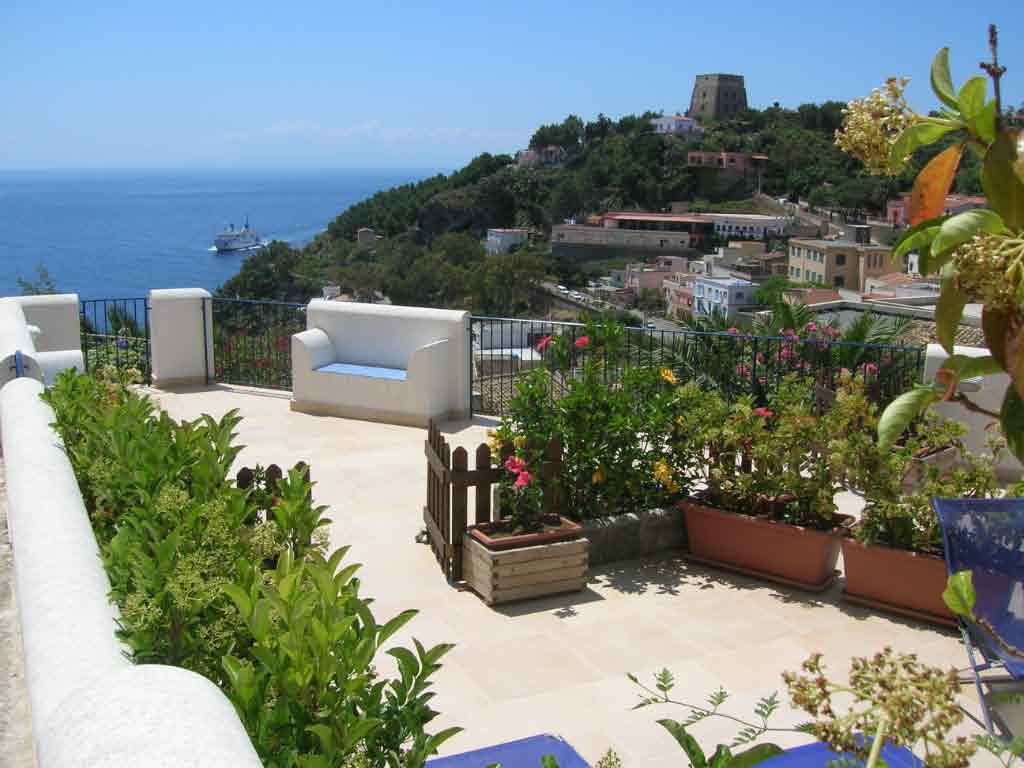 La Prua D'Amare