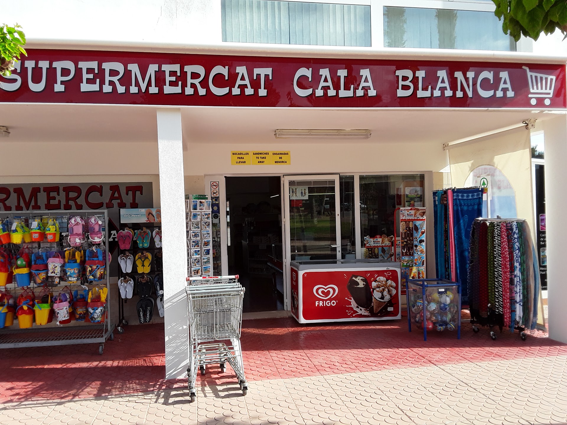 Supermercado Cala Blanca CB