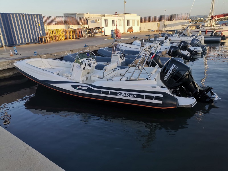 Mari Sea Charters | Noleggio Gommoni ed Escursioni con conducente