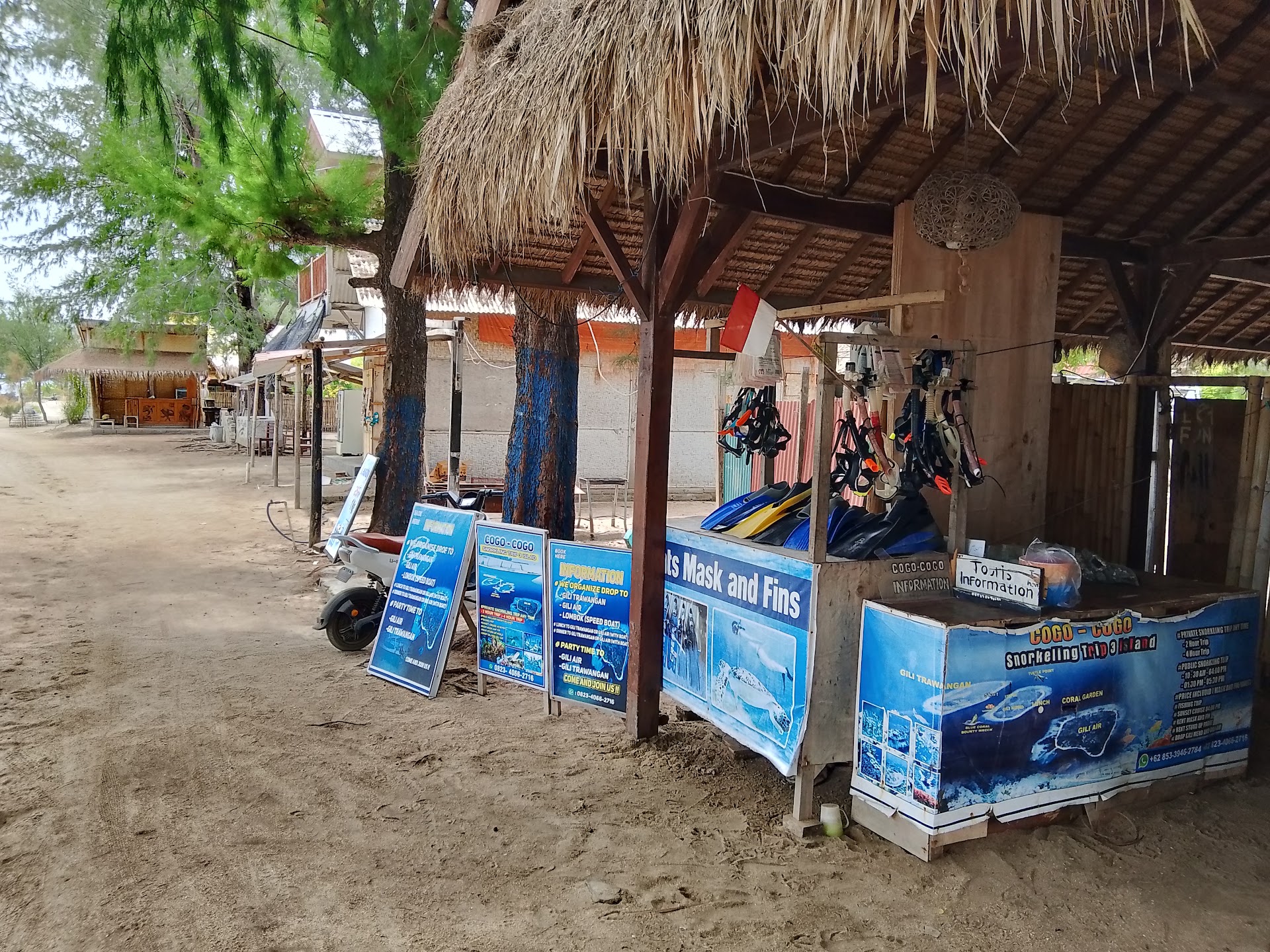 Office cogo cogo snorkeling trip & transport to the gili island
