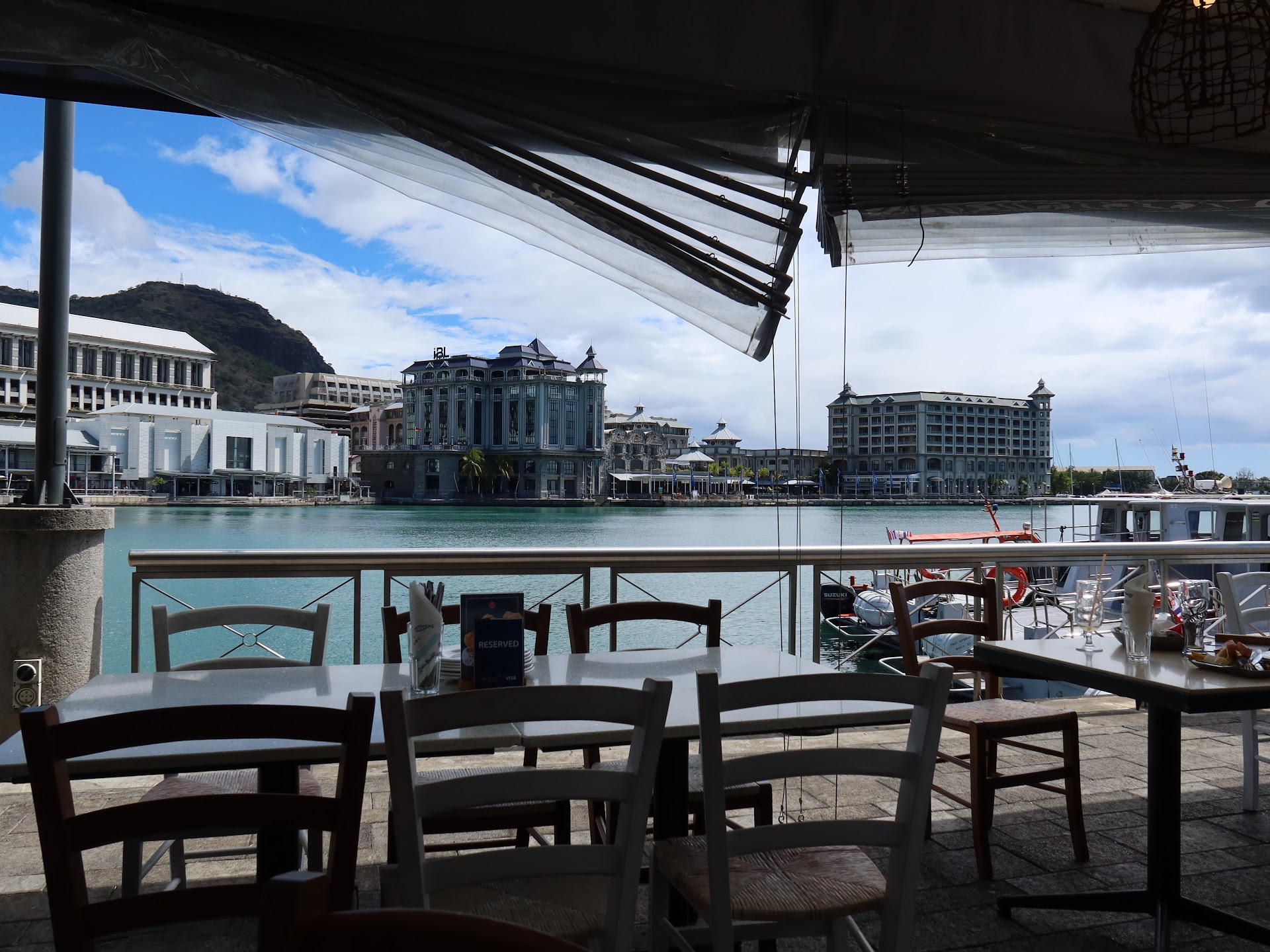 Ocean Basket Port Louis