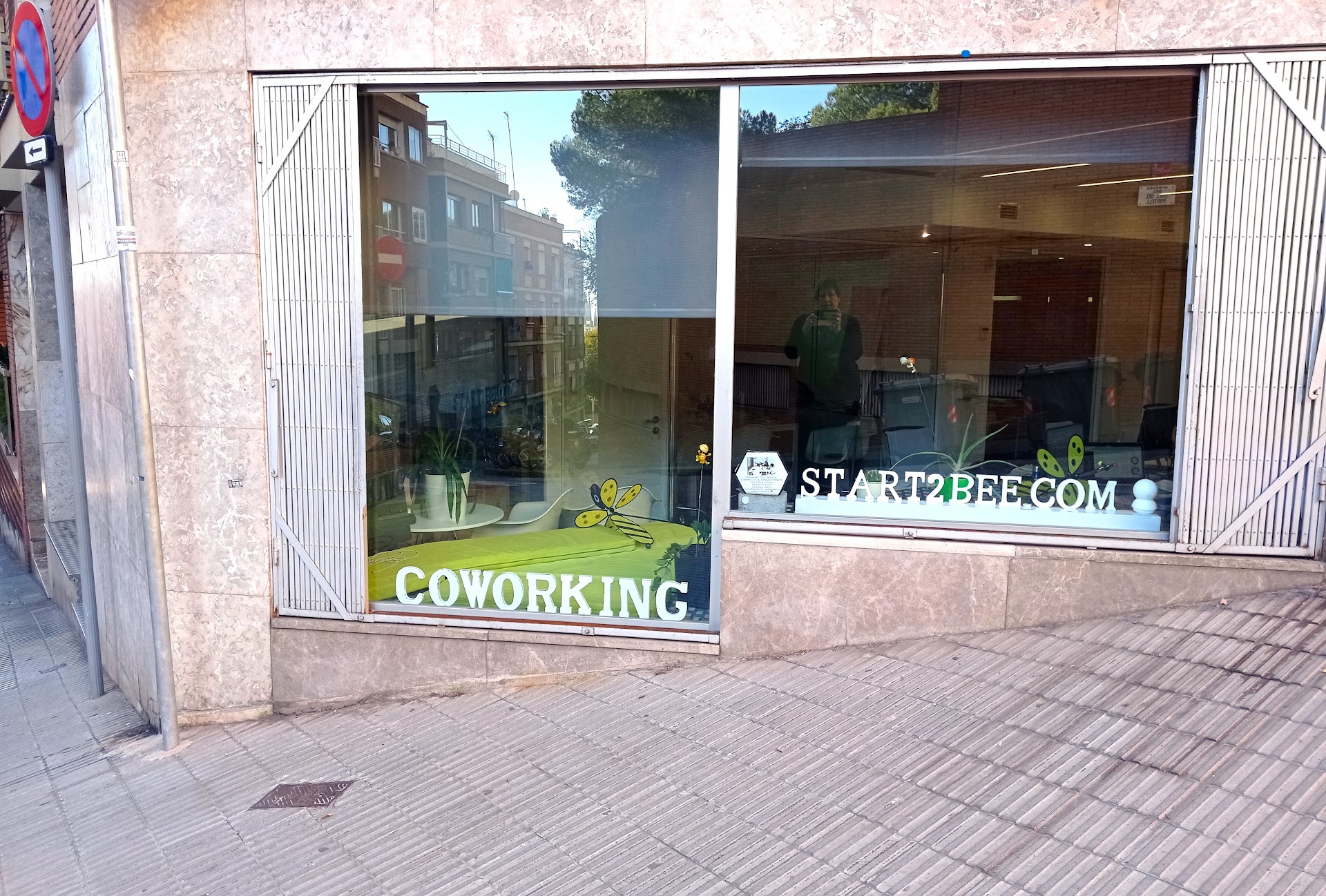 Start2bee Coworking & Events Spaces