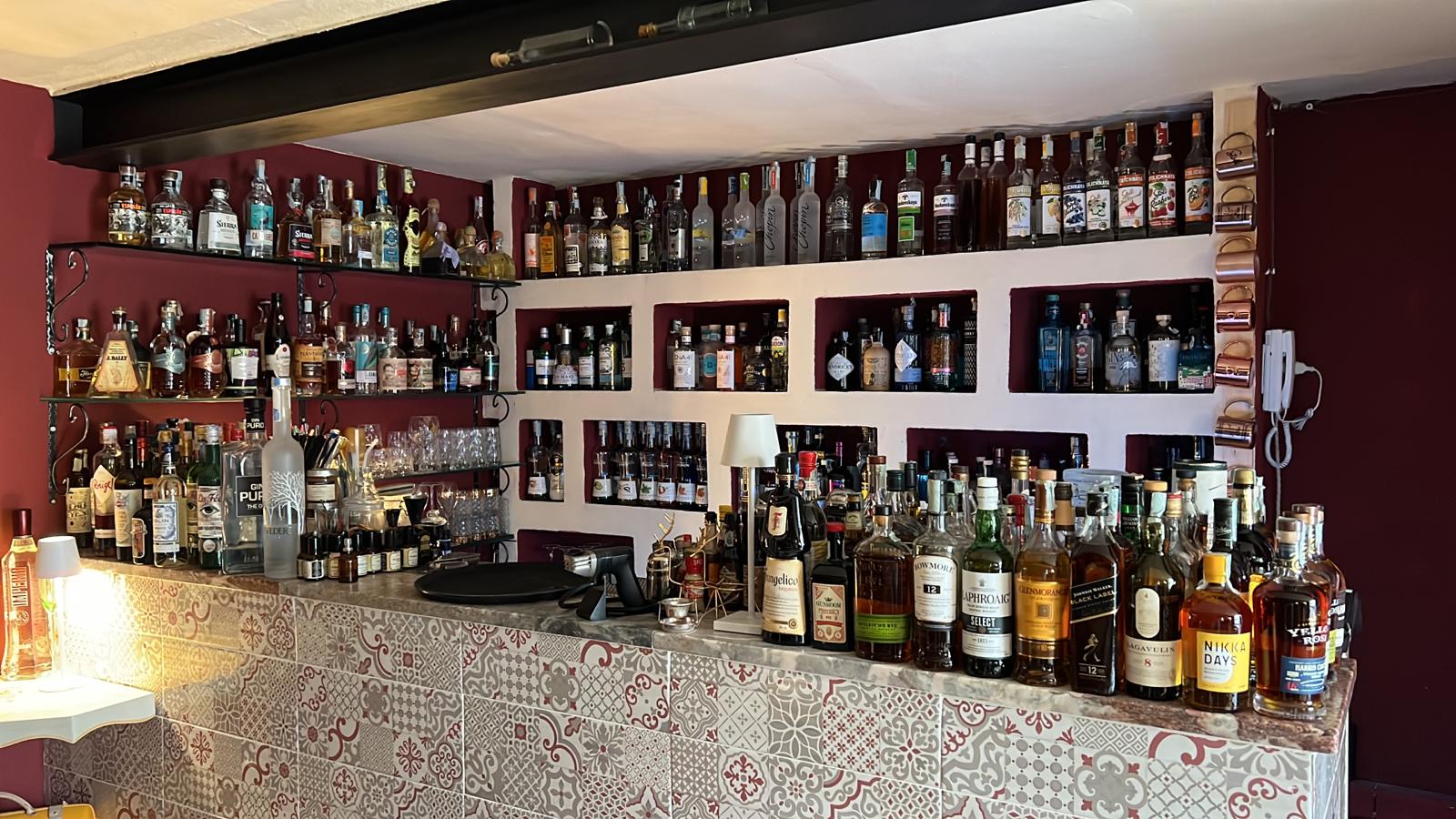 Da Pilly Cocktail Bar