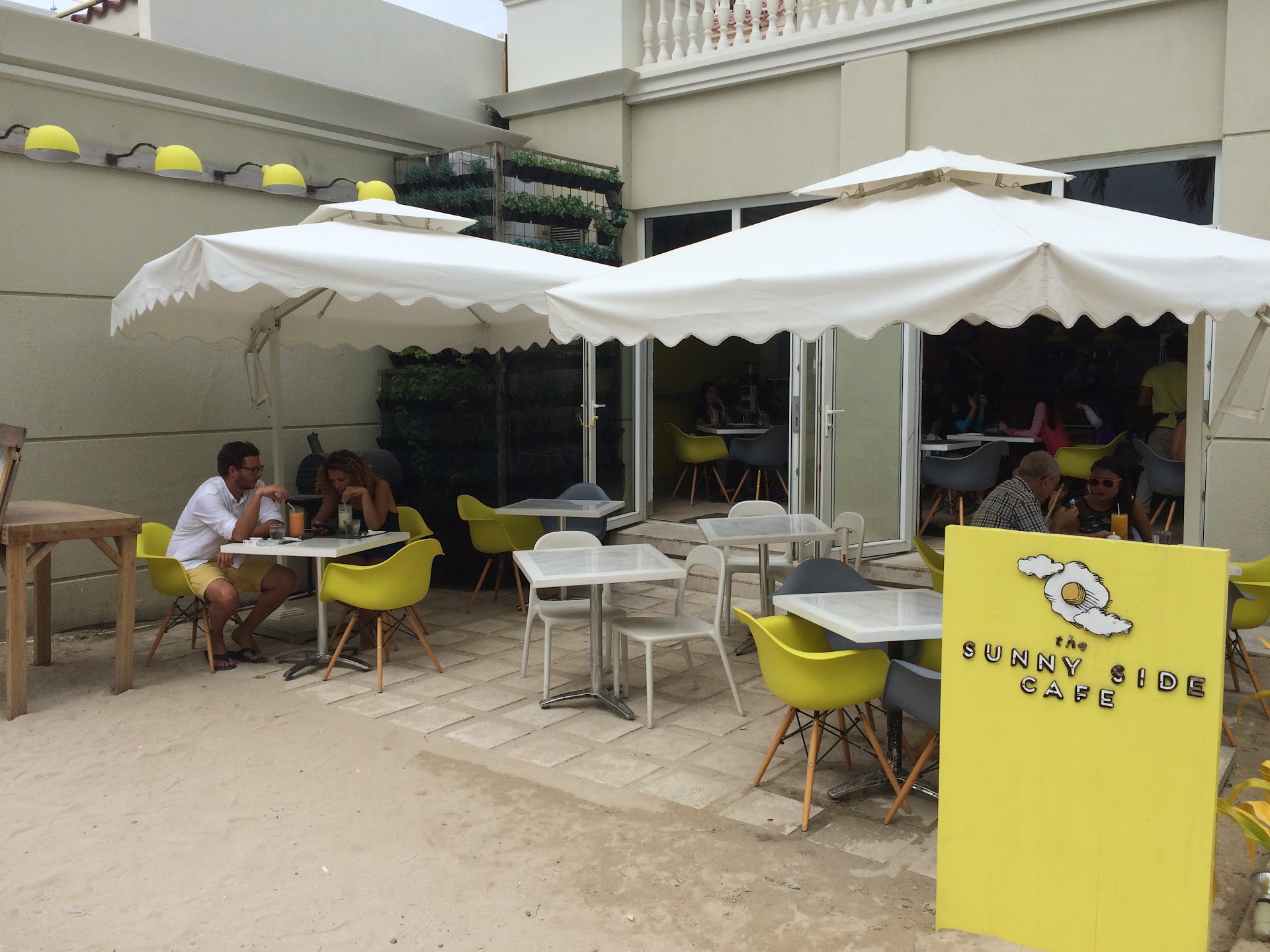 The Sunny Side Cafe