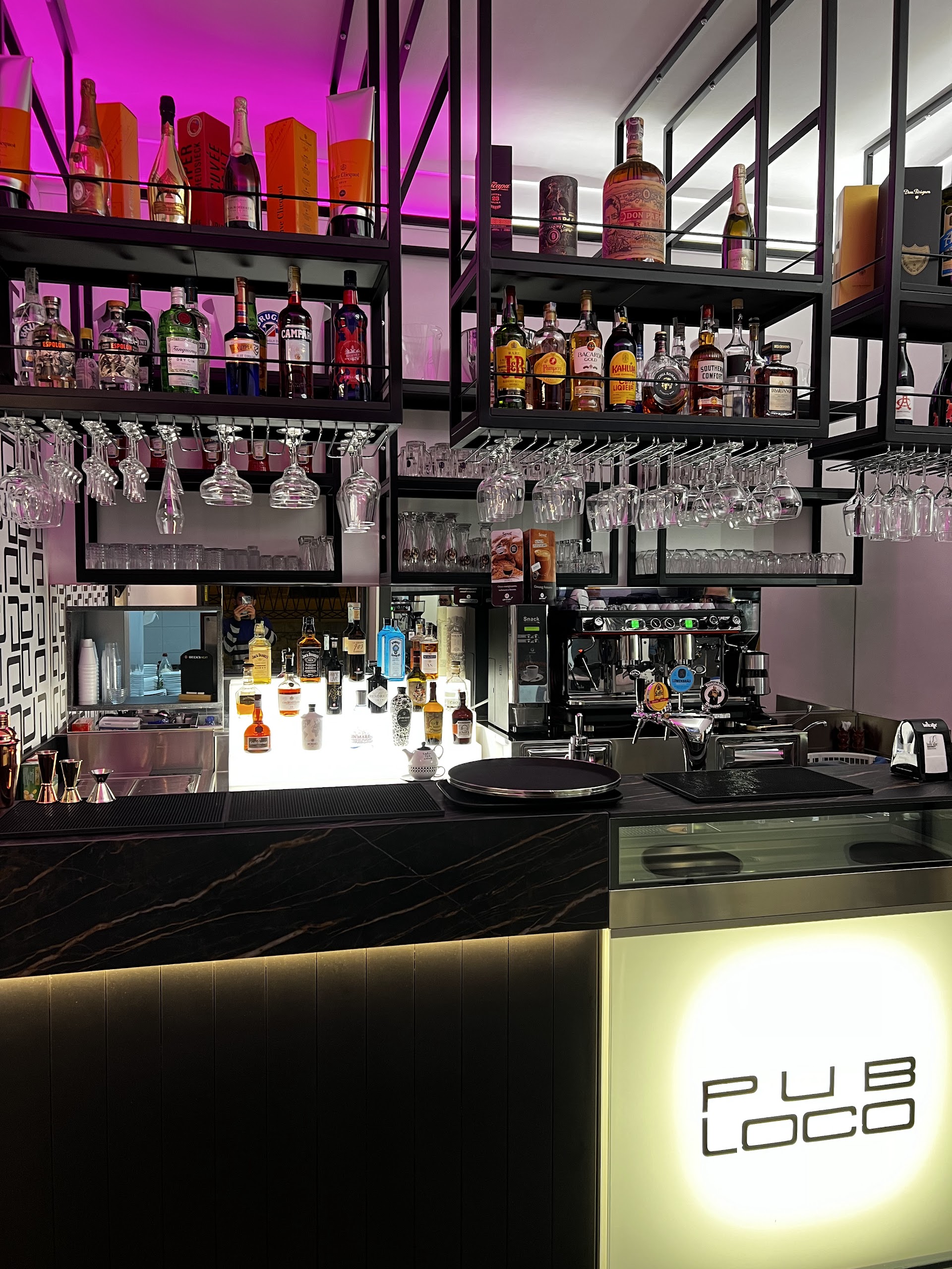 Pub Loco