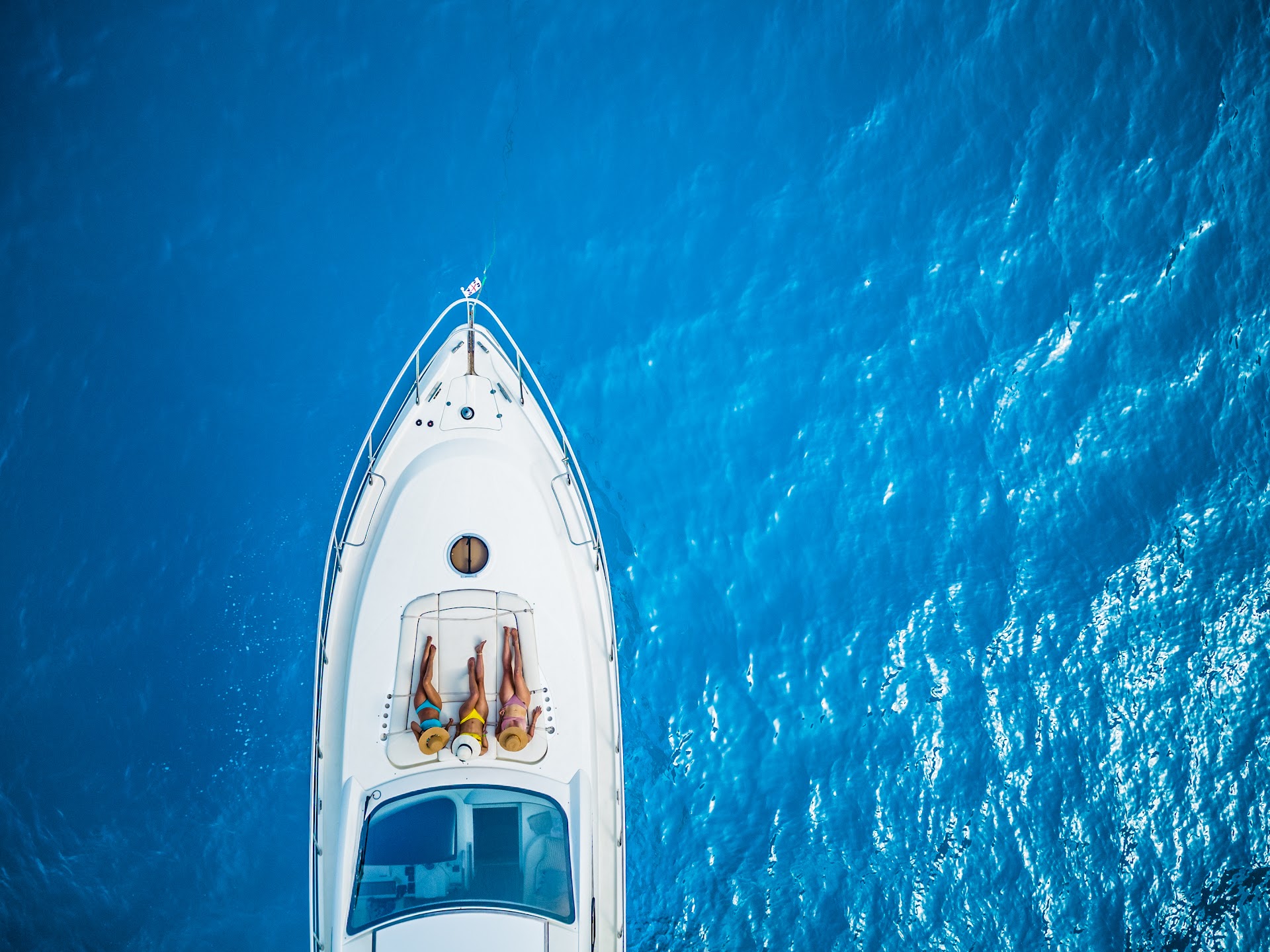 Luuxya Charter